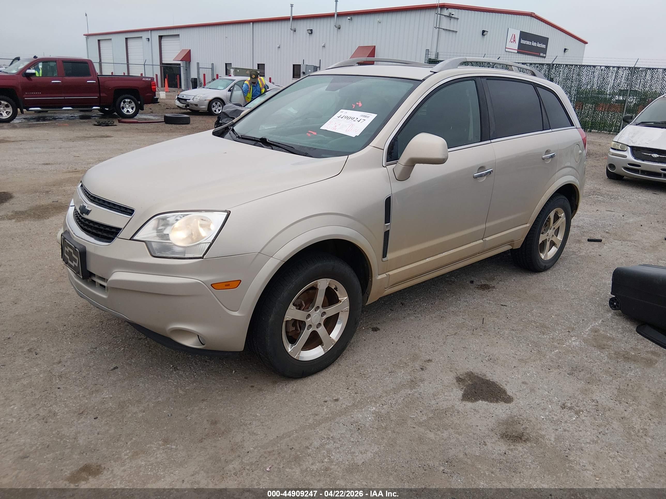 CHEVROLET CAPTIVA image 2