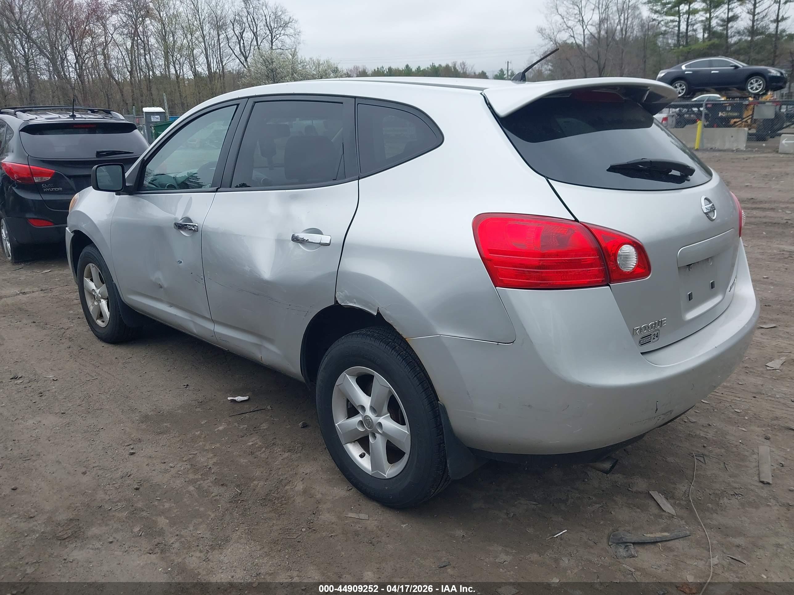 NISSAN ROGUE image 3