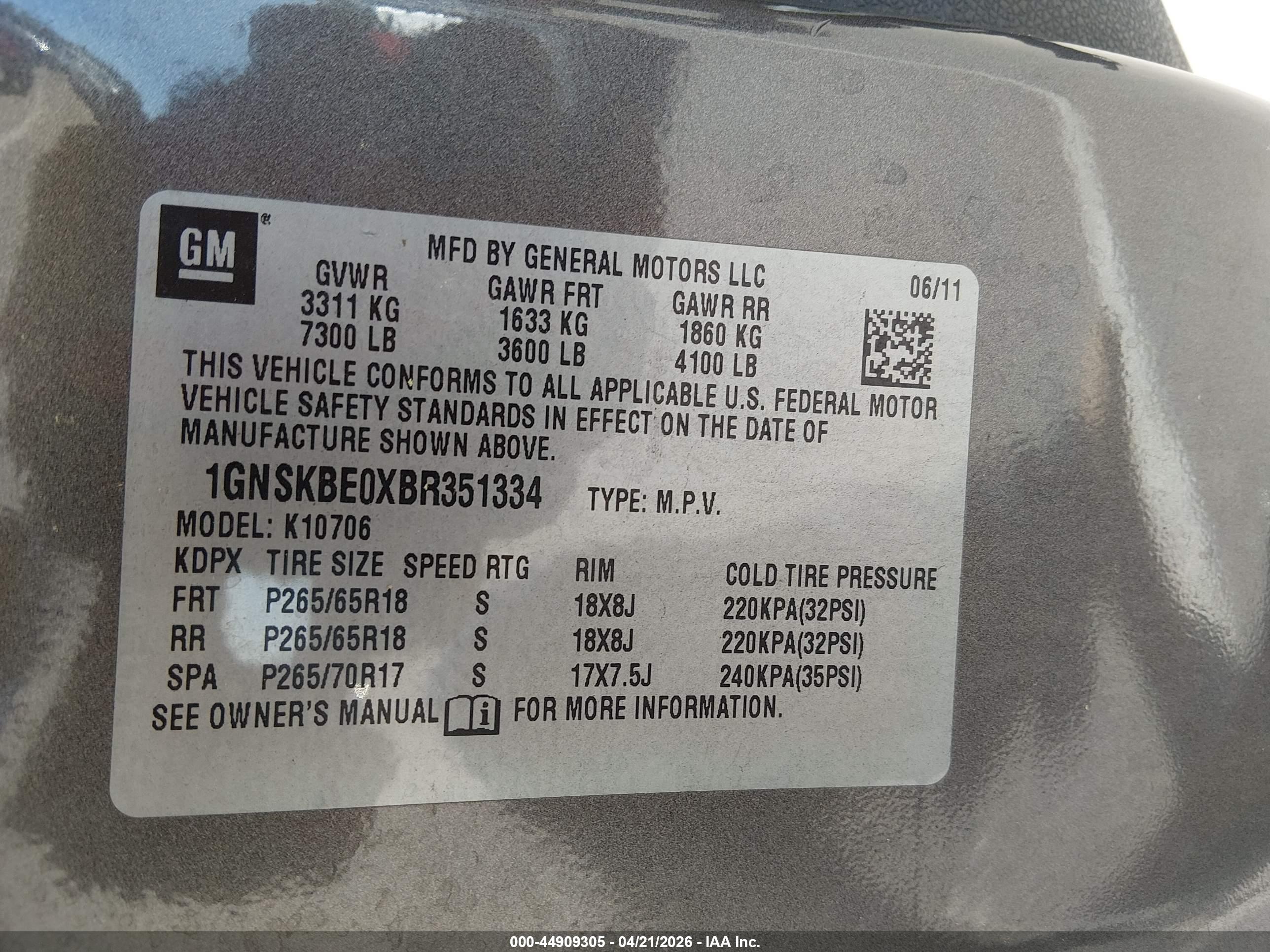 CHEVROLET TAHOE image 9