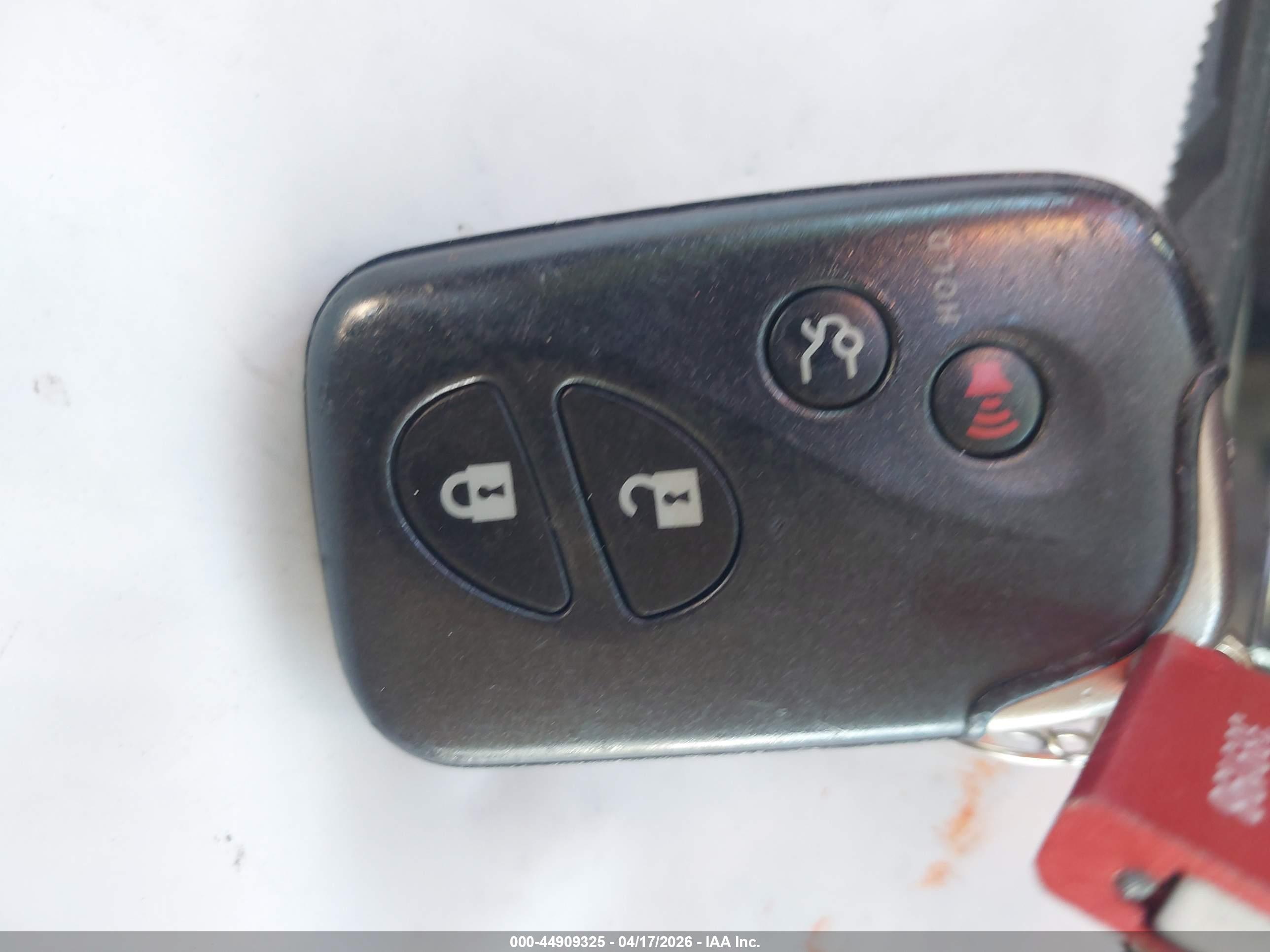 LEXUS ES image 11