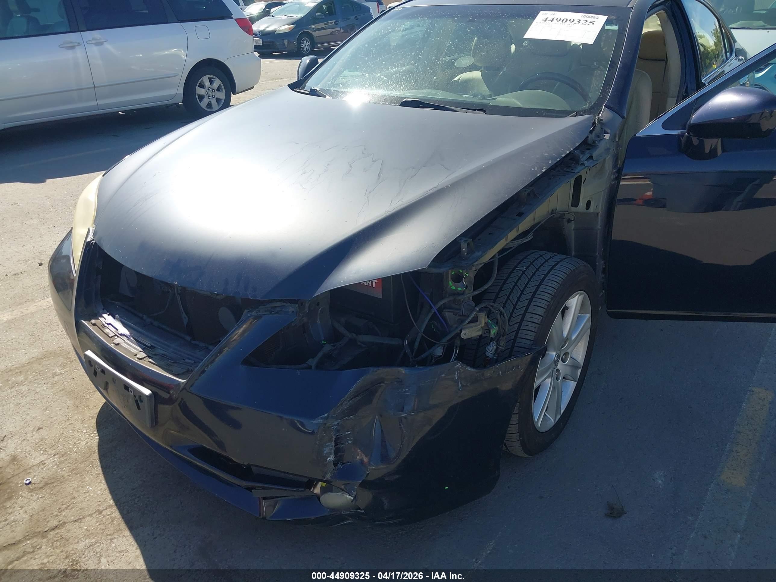 LEXUS ES image 6