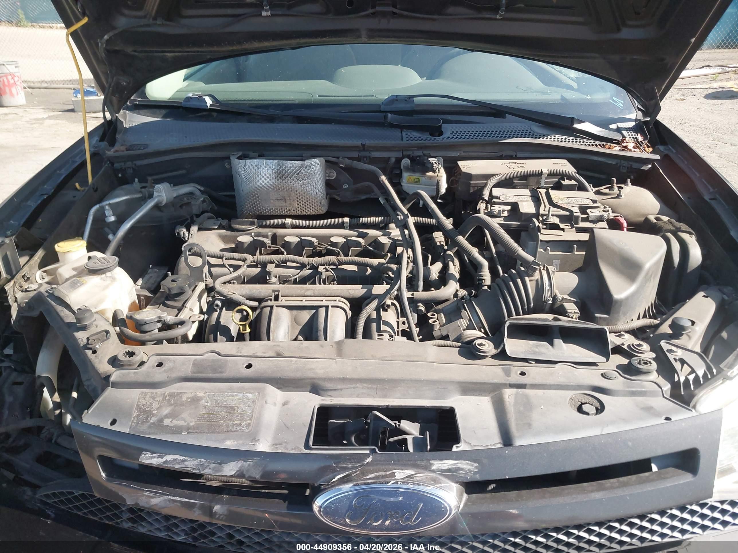 FORD FOCUS image 10