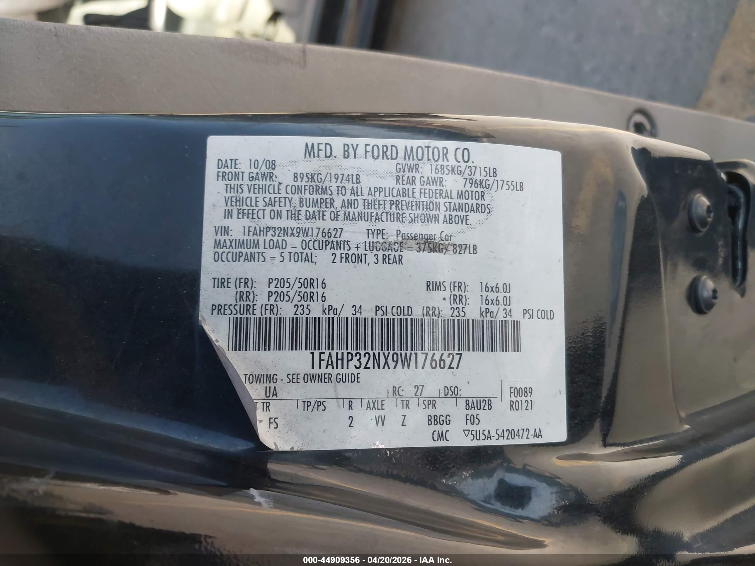 FORD FOCUS image 9
