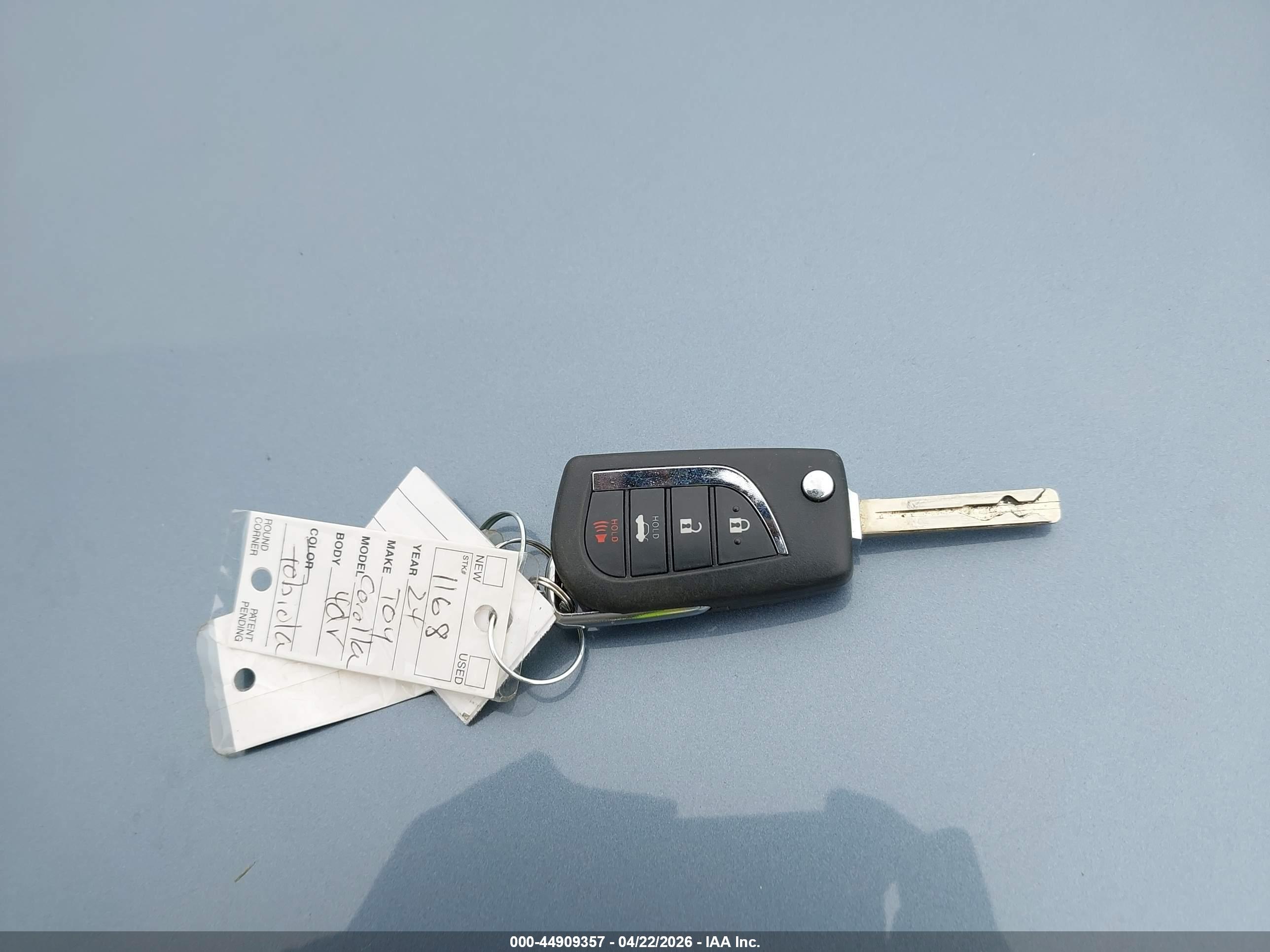 TOYOTA COROLLA image 11