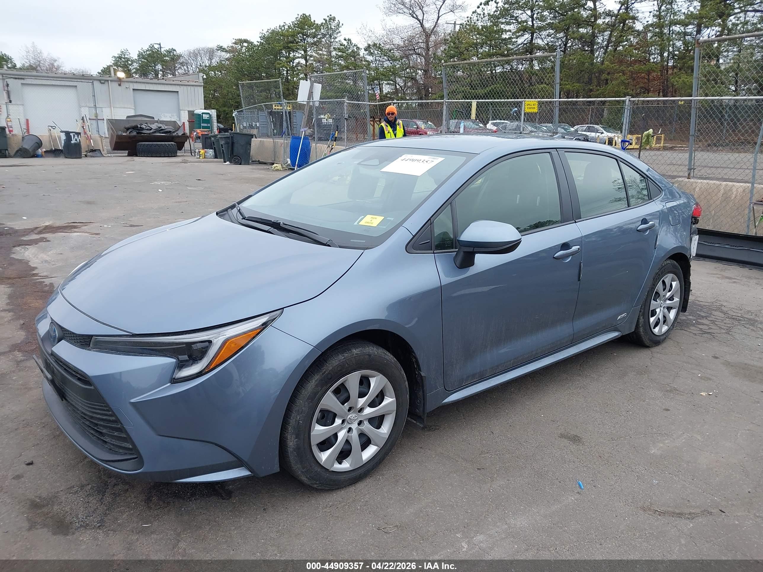 TOYOTA COROLLA image 2