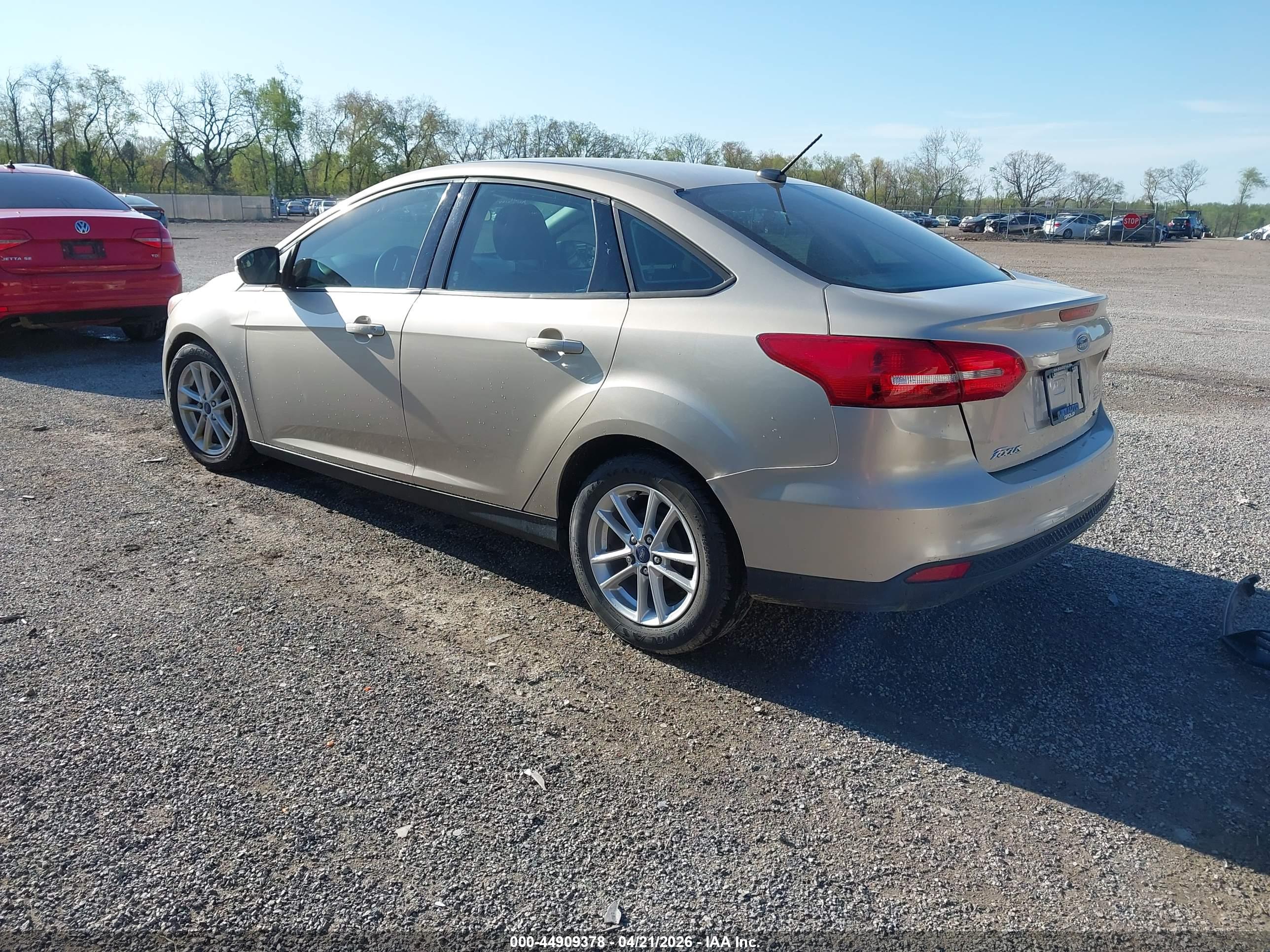FORD FOCUS image 3