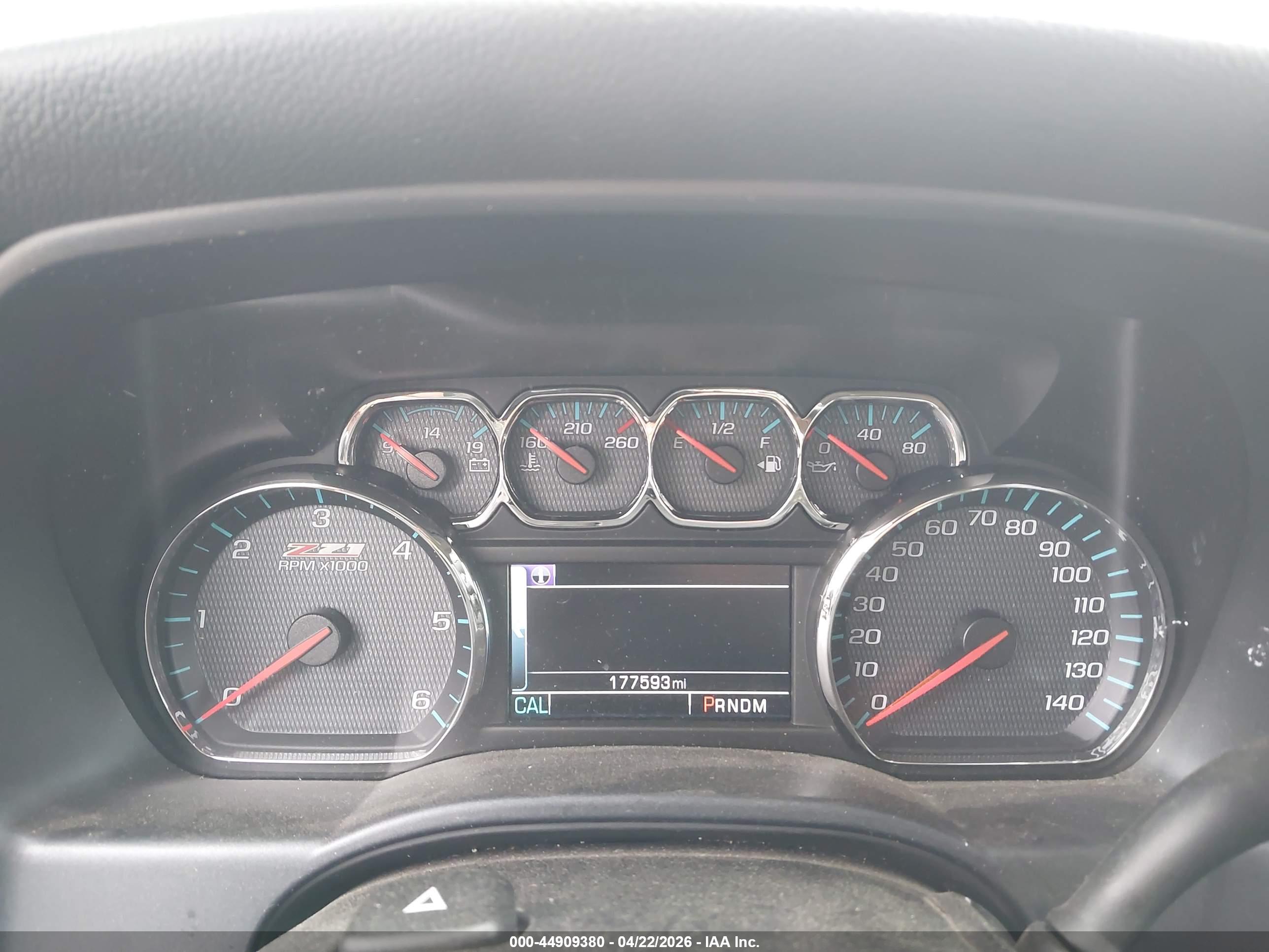 CHEVROLET SILVERADO image 7