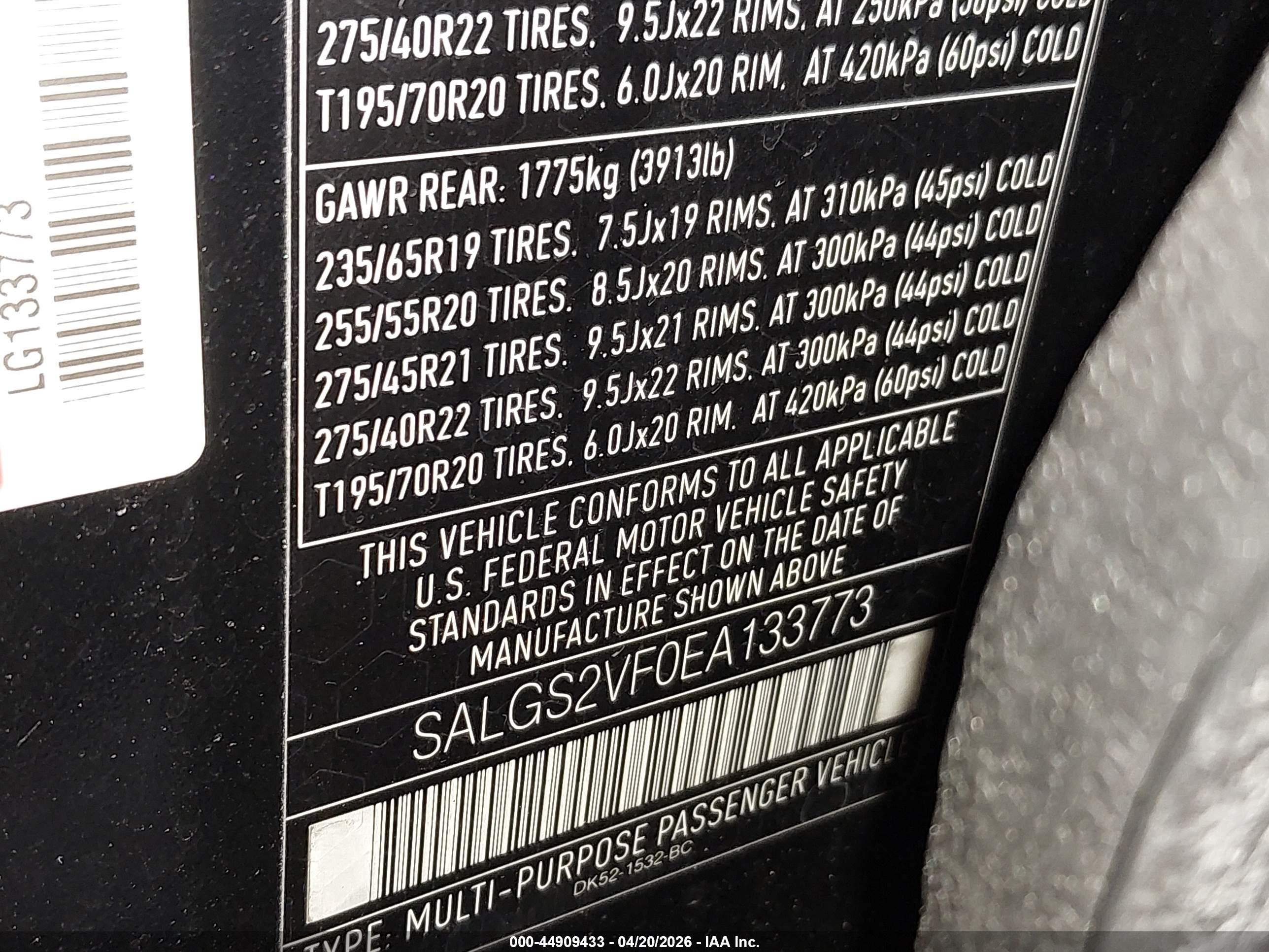 LAND ROVER image 9