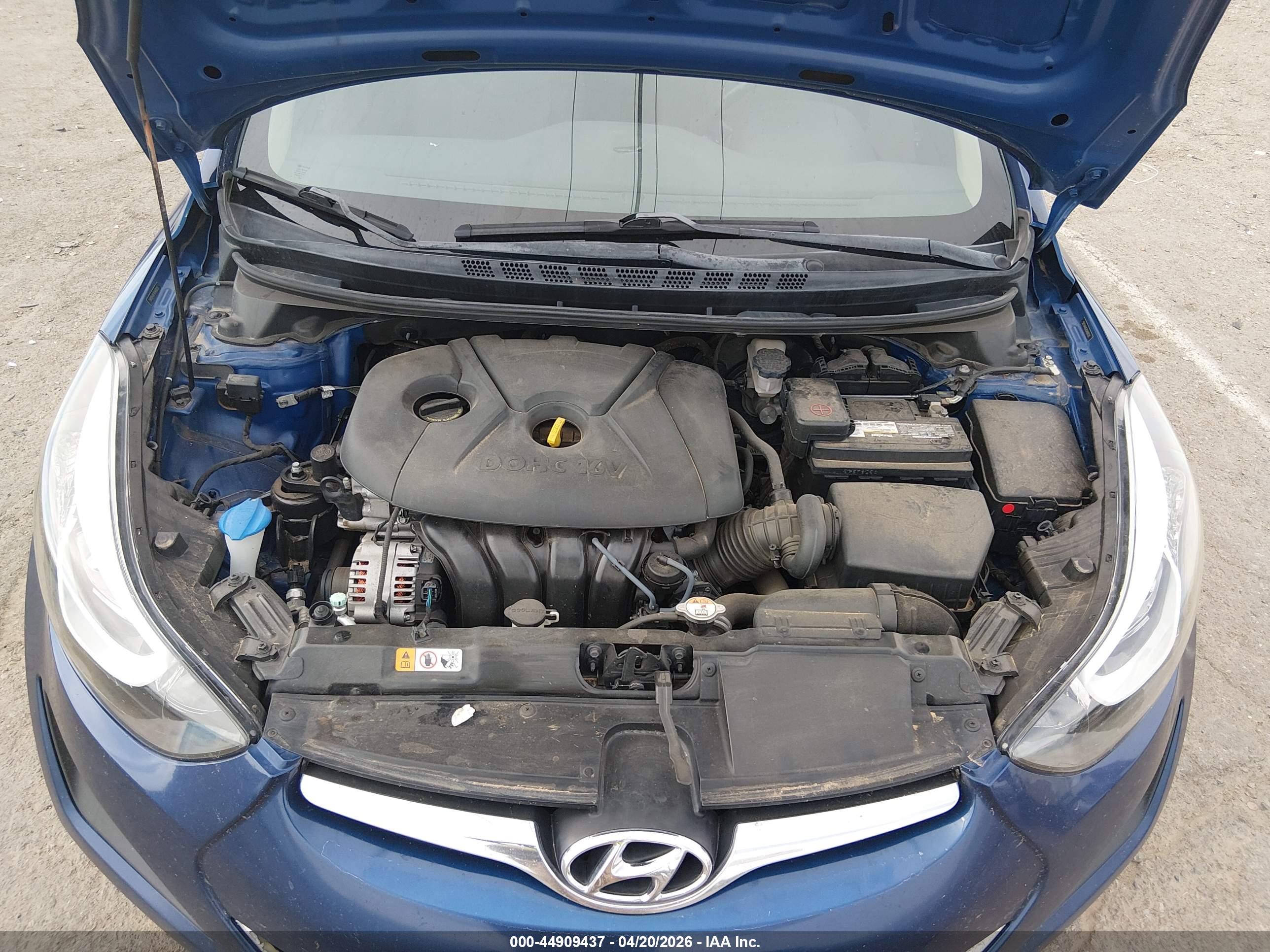 HYUNDAI ELANTRA image 10