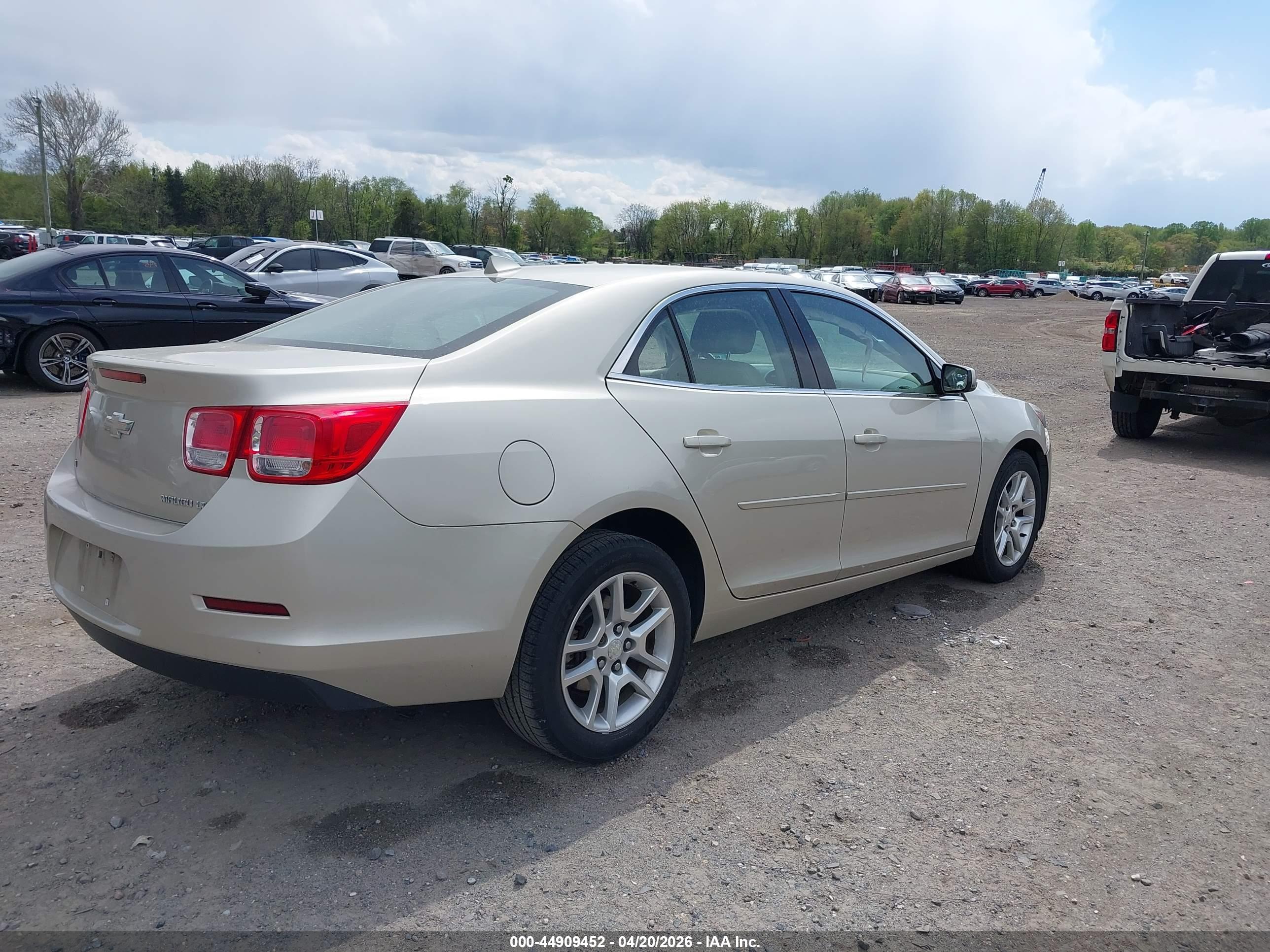 CHEVROLET MALIBU image 4