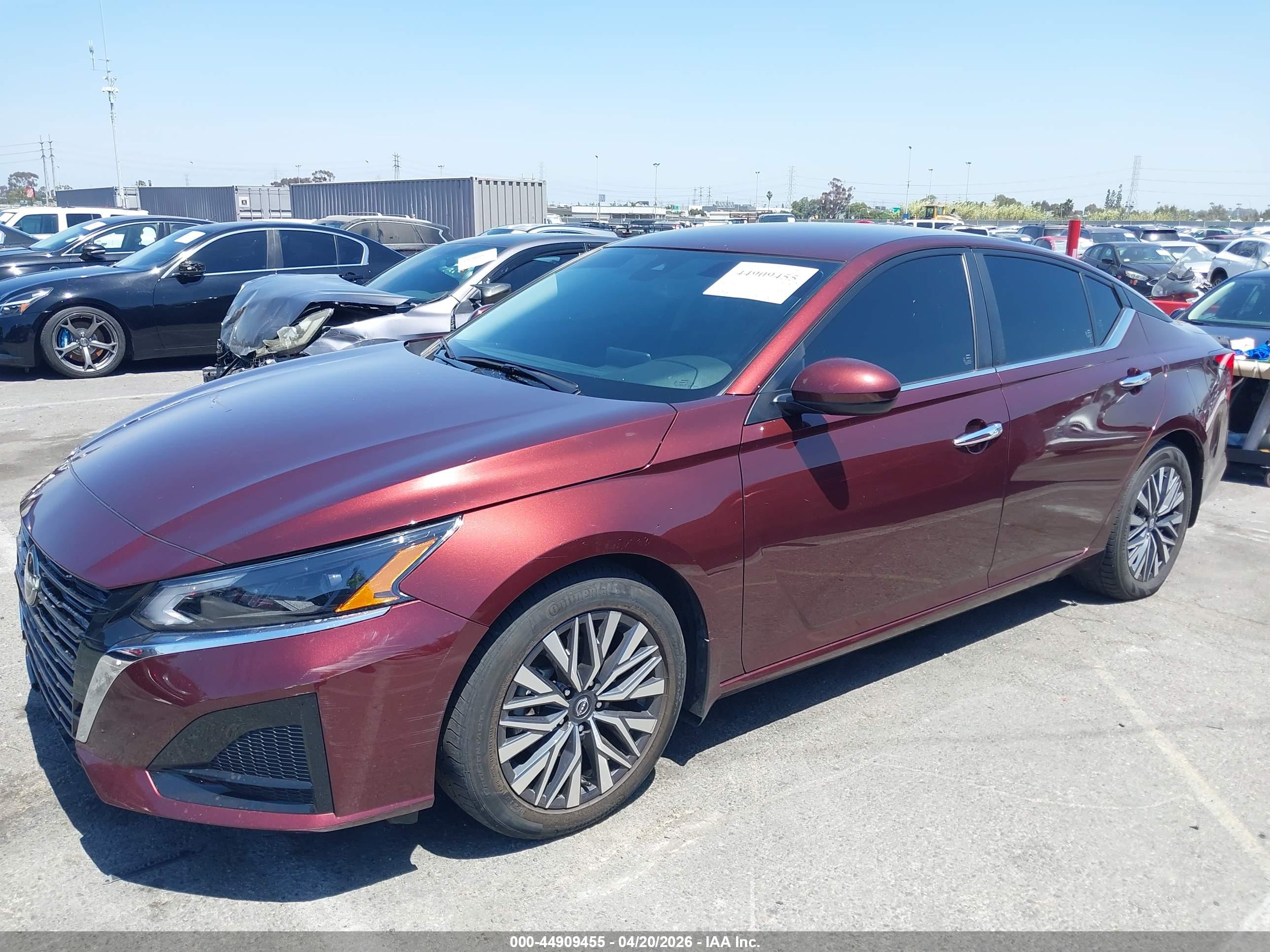 NISSAN ALTIMA image 6