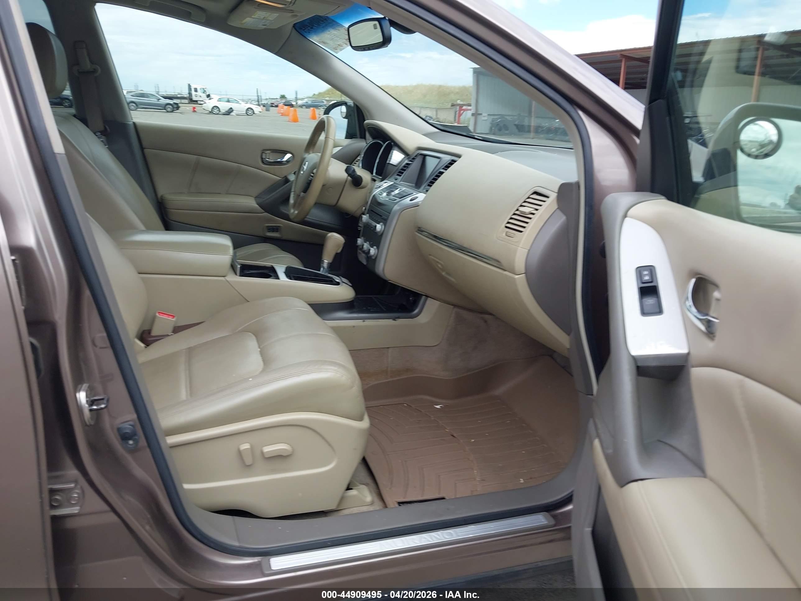 NISSAN MURANO image 5