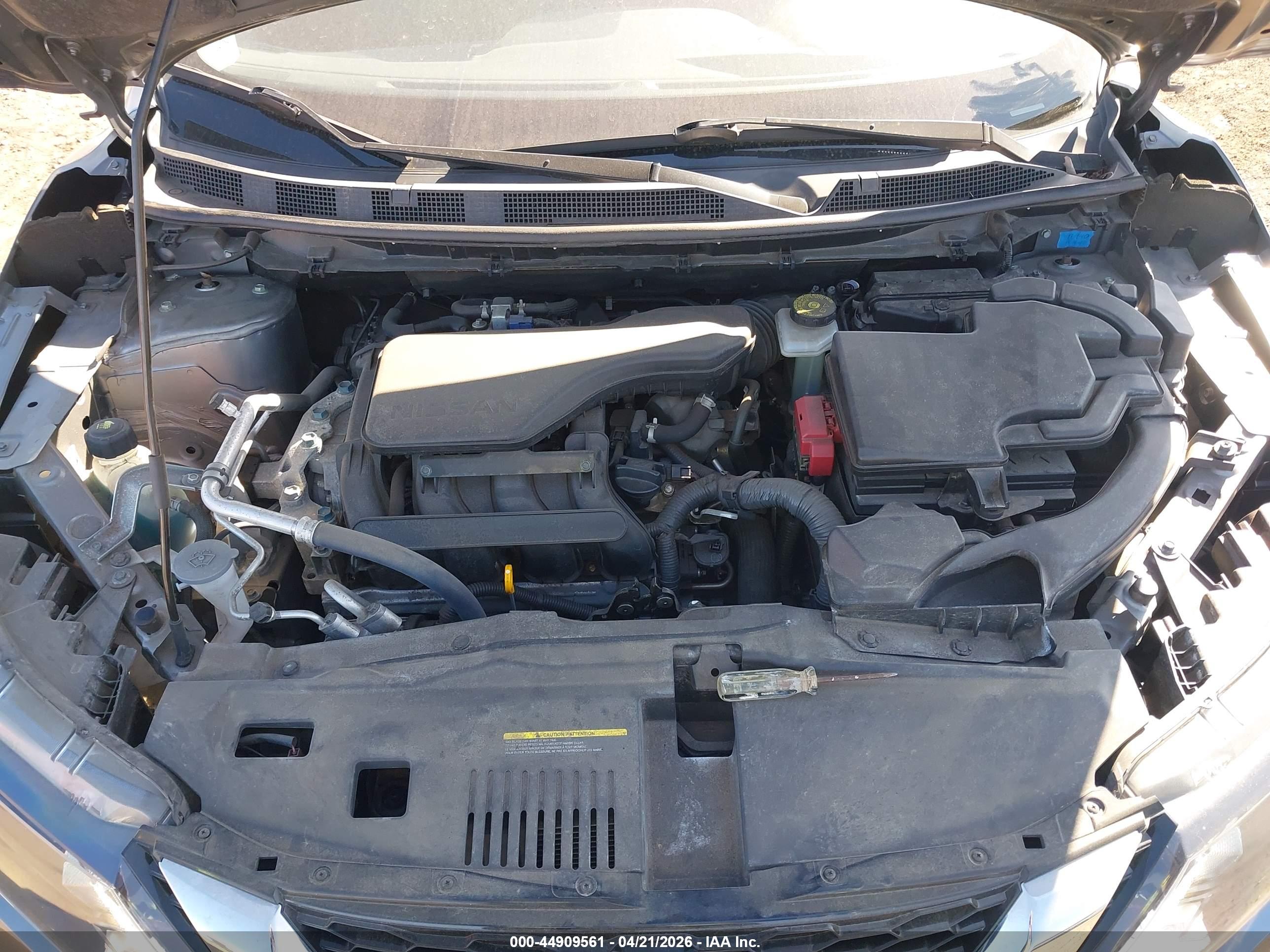 NISSAN ROGUE image 10