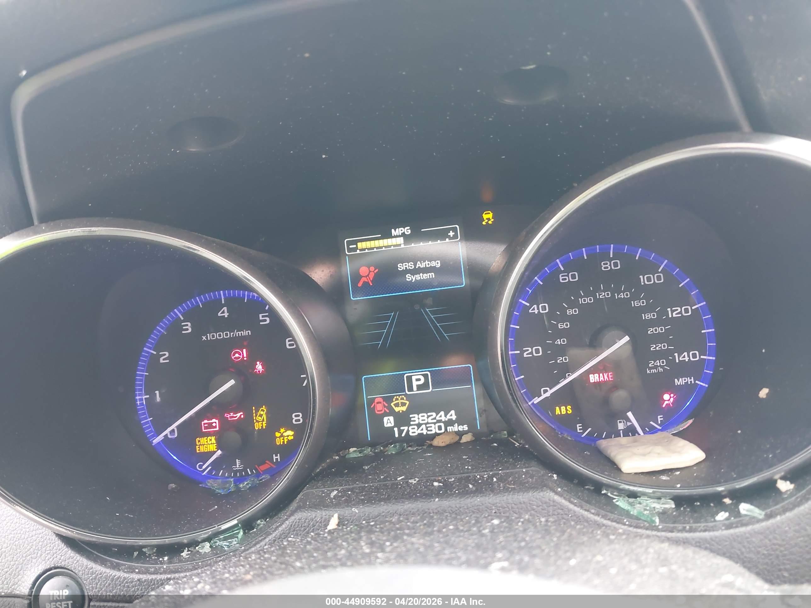 SUBARU OUTBACK image 7