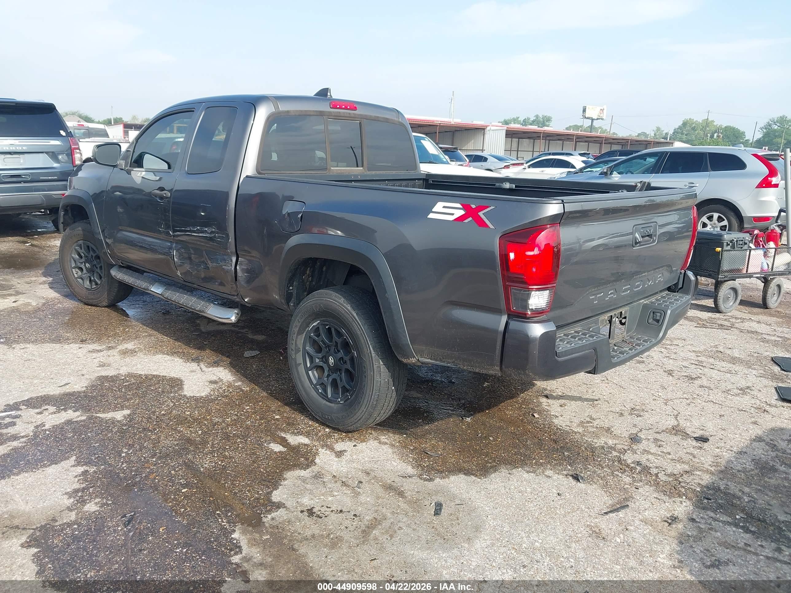 TOYOTA TACOMA image 3