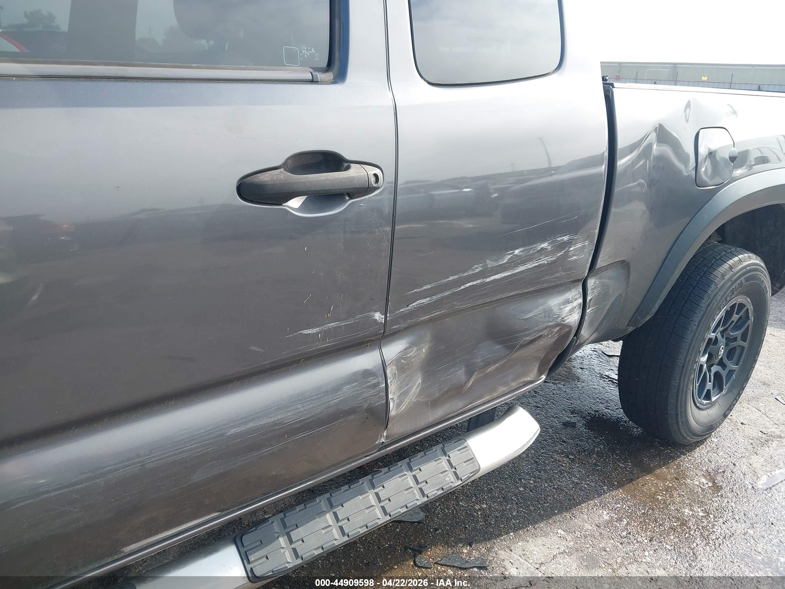 TOYOTA TACOMA image 6