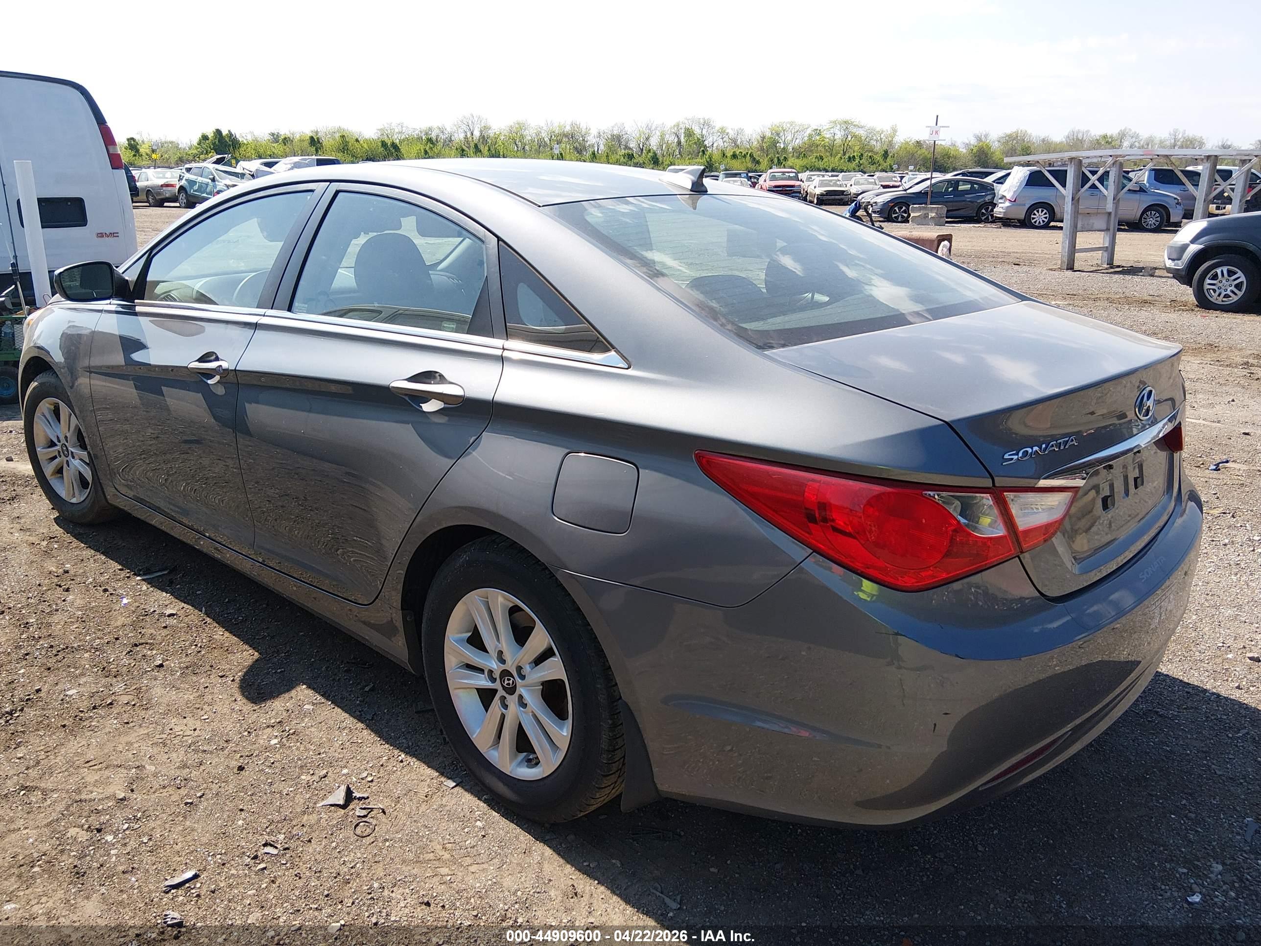 HYUNDAI SONATA image 3