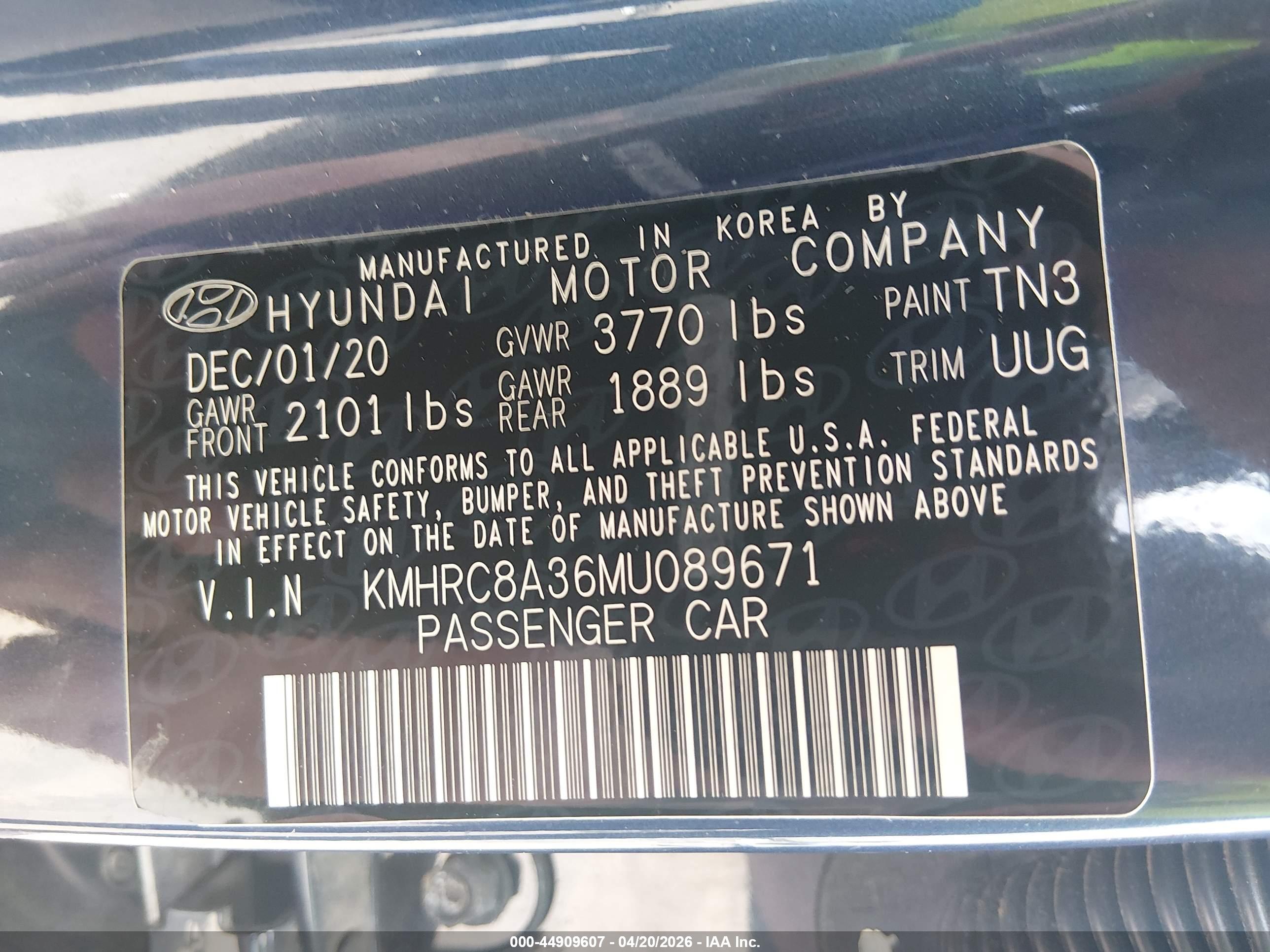 HYUNDAI VENUE image 9