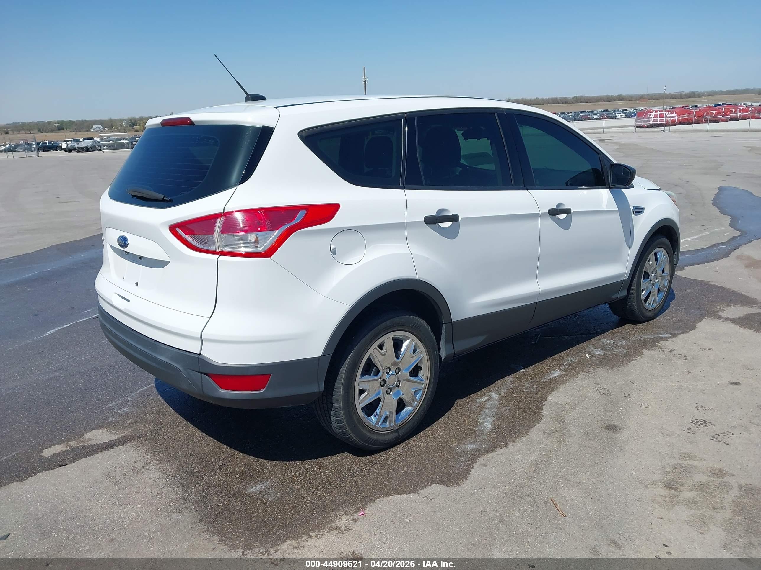 FORD ESCAPE image 4