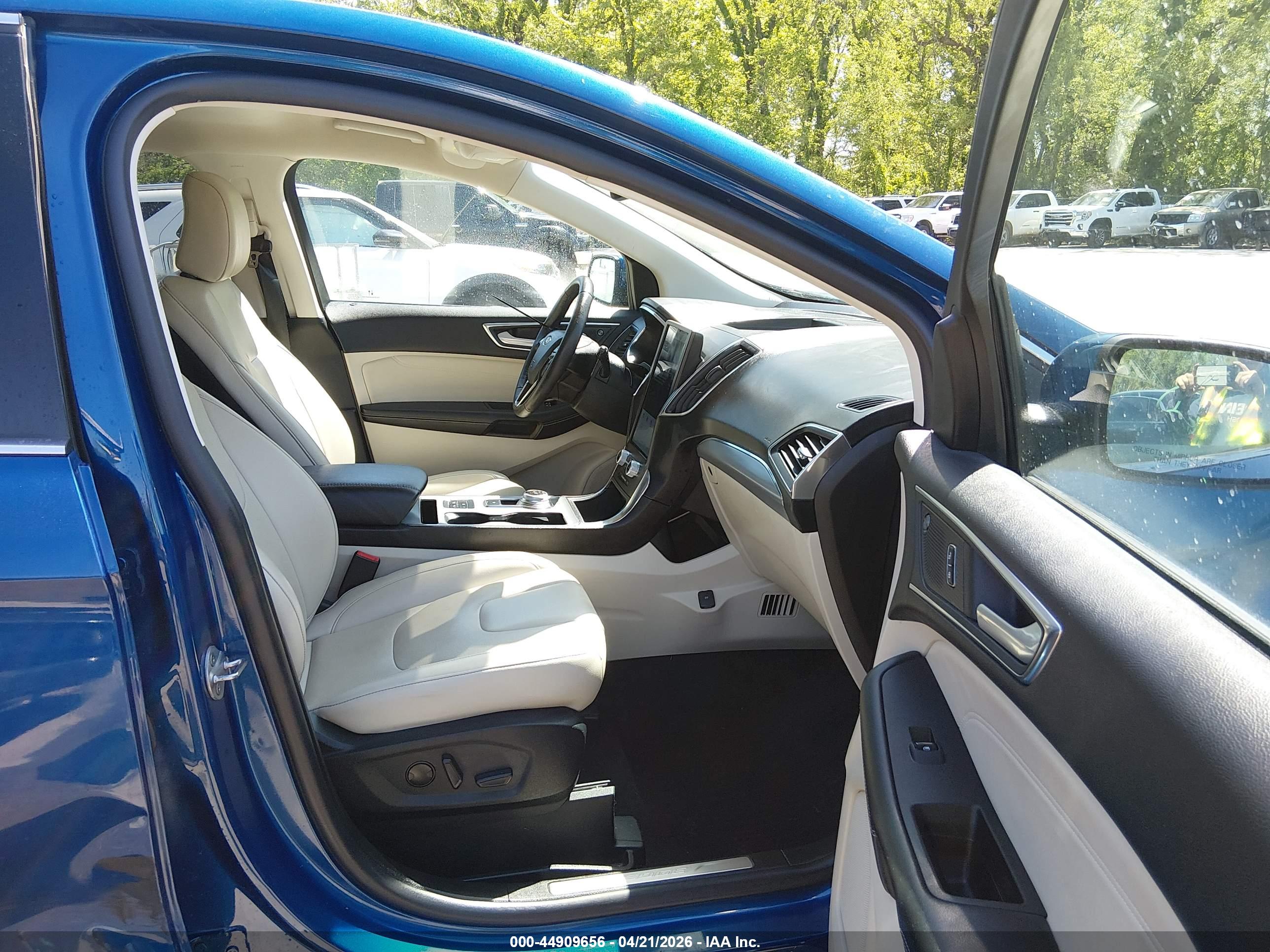FORD EDGE image 5