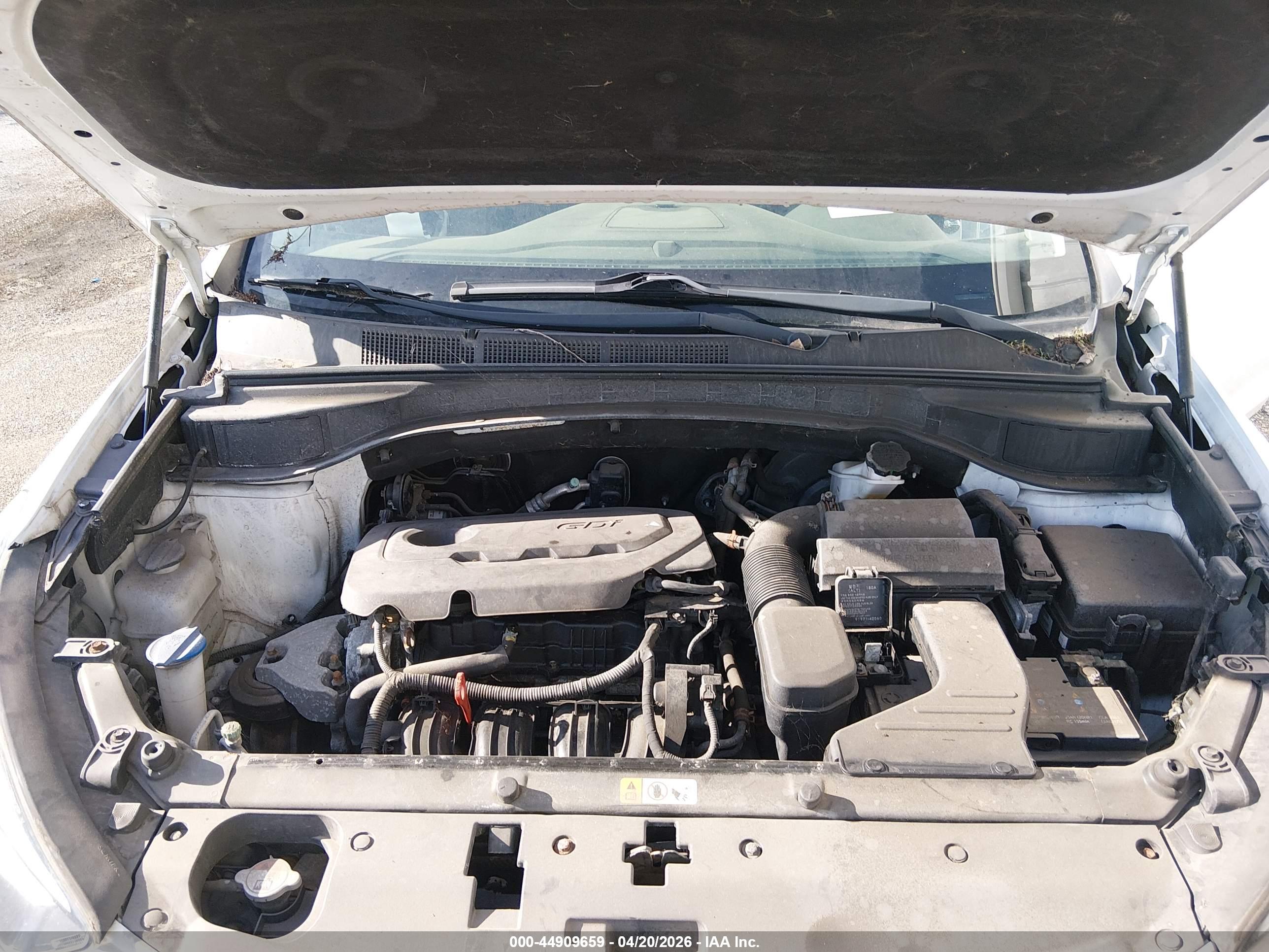 HYUNDAI SANTA image 10