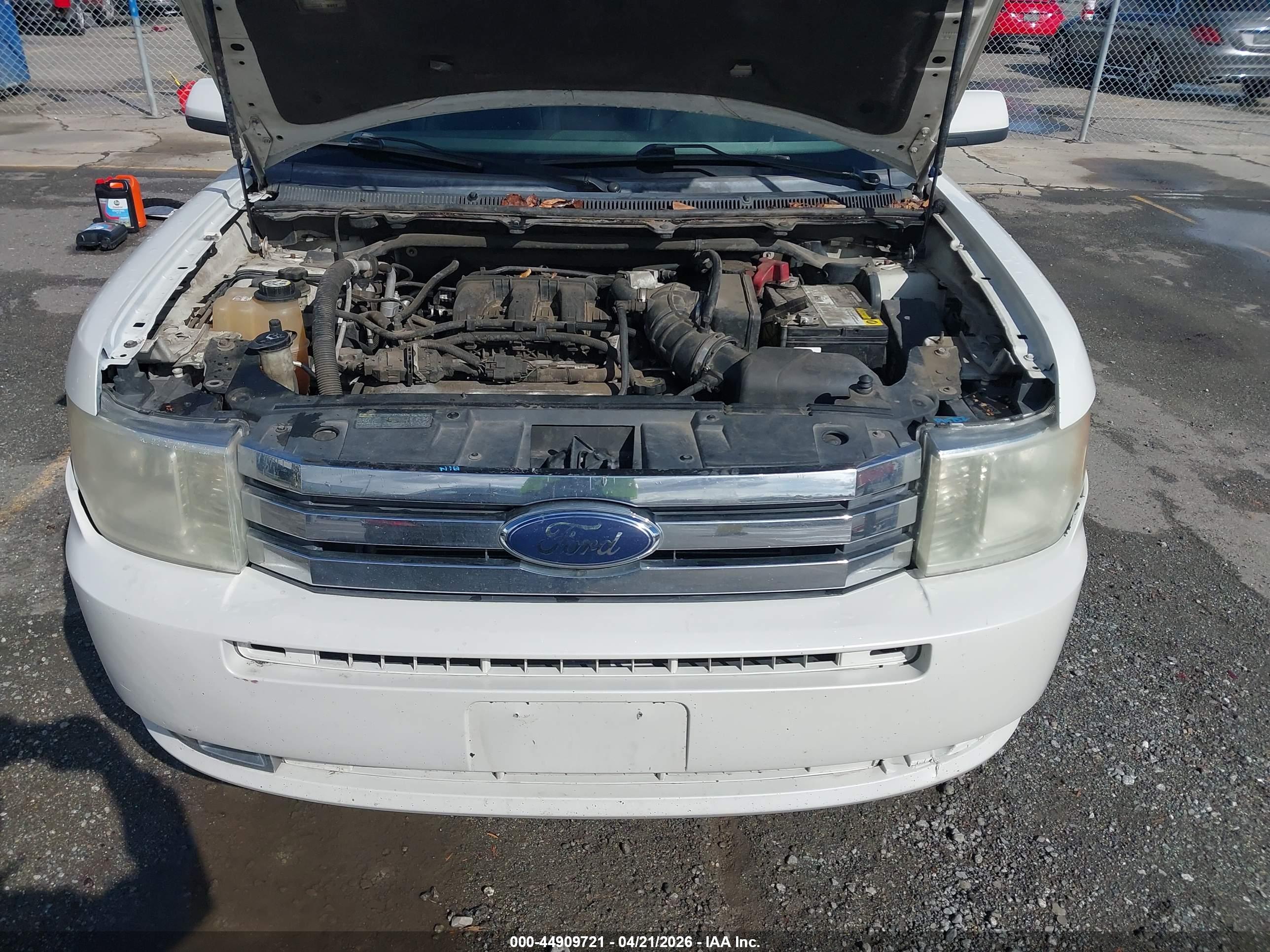 FORD FLEX image 10