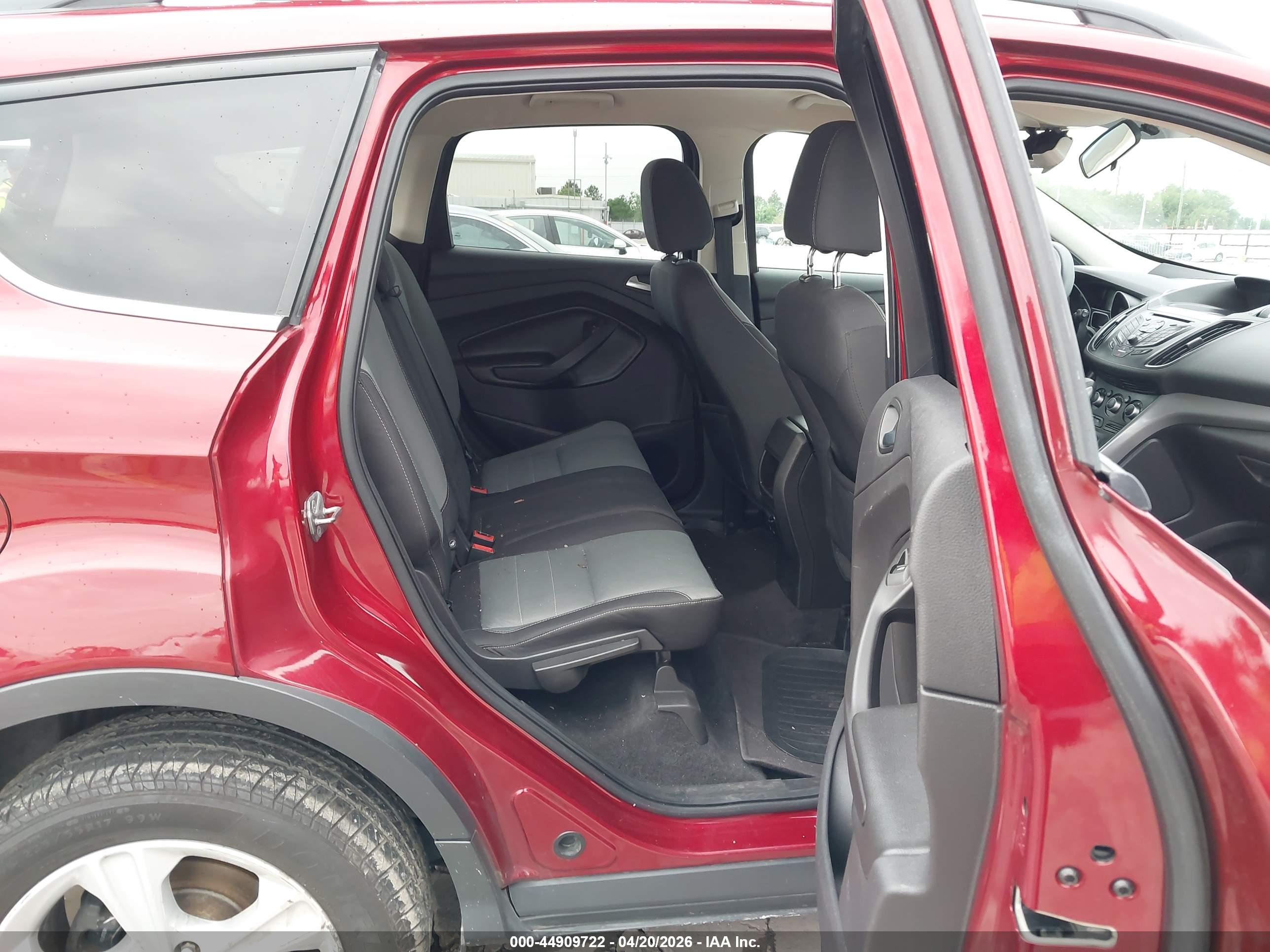 FORD ESCAPE image 8