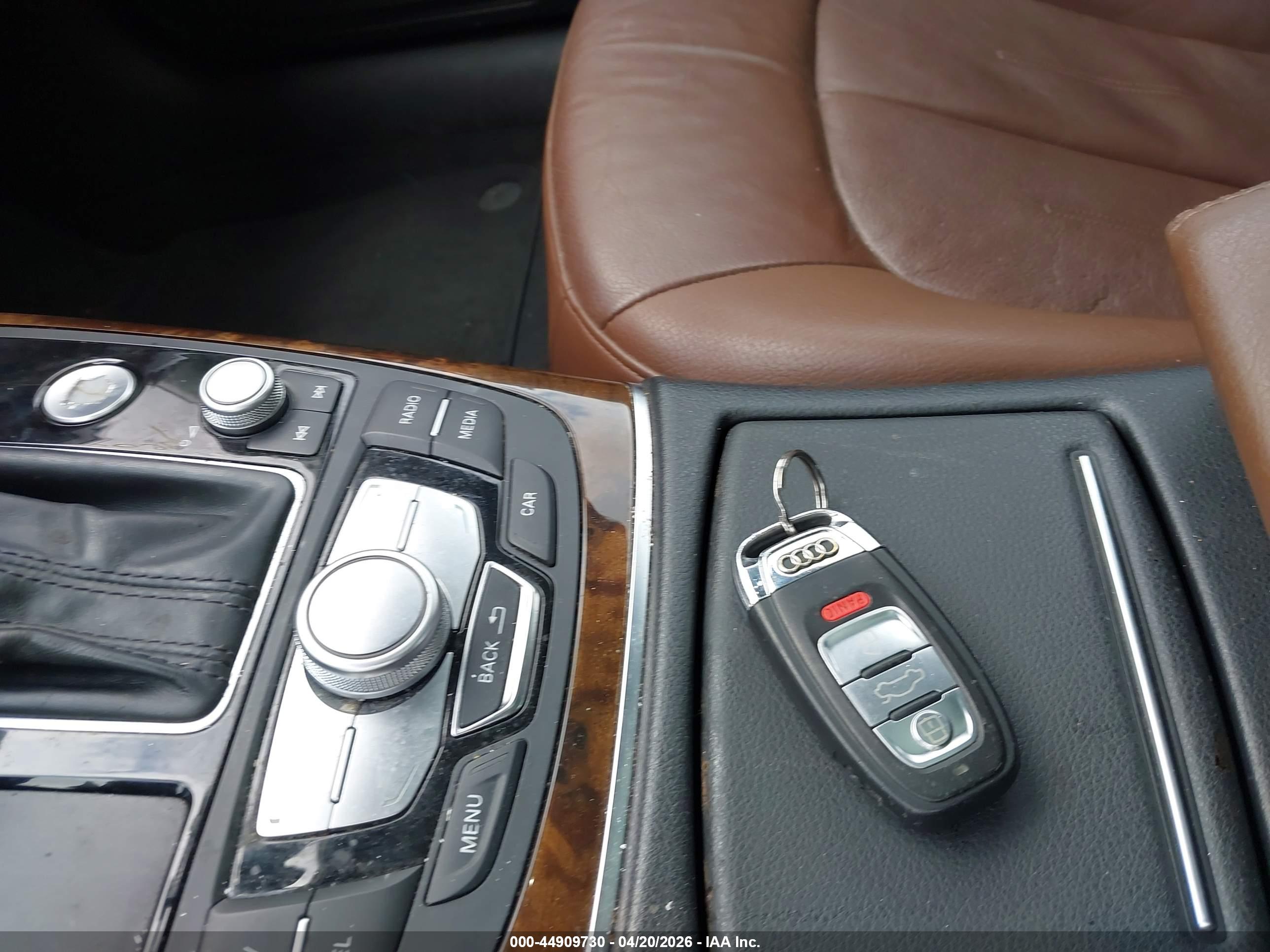 AUDI A6 image 11