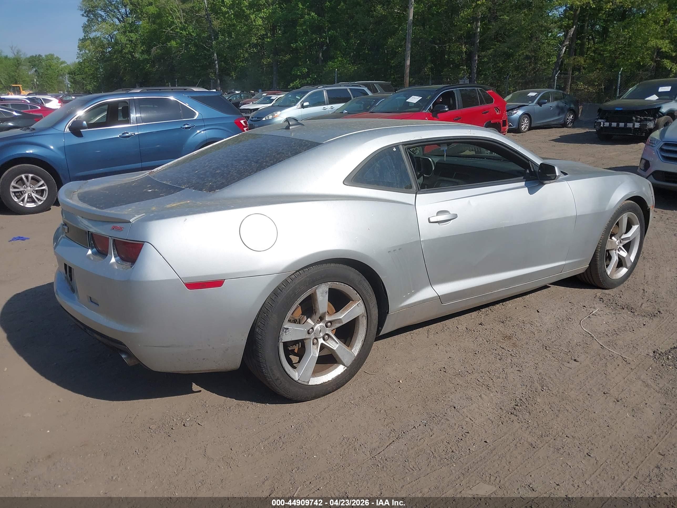 CHEVROLET CAMARO image 4
