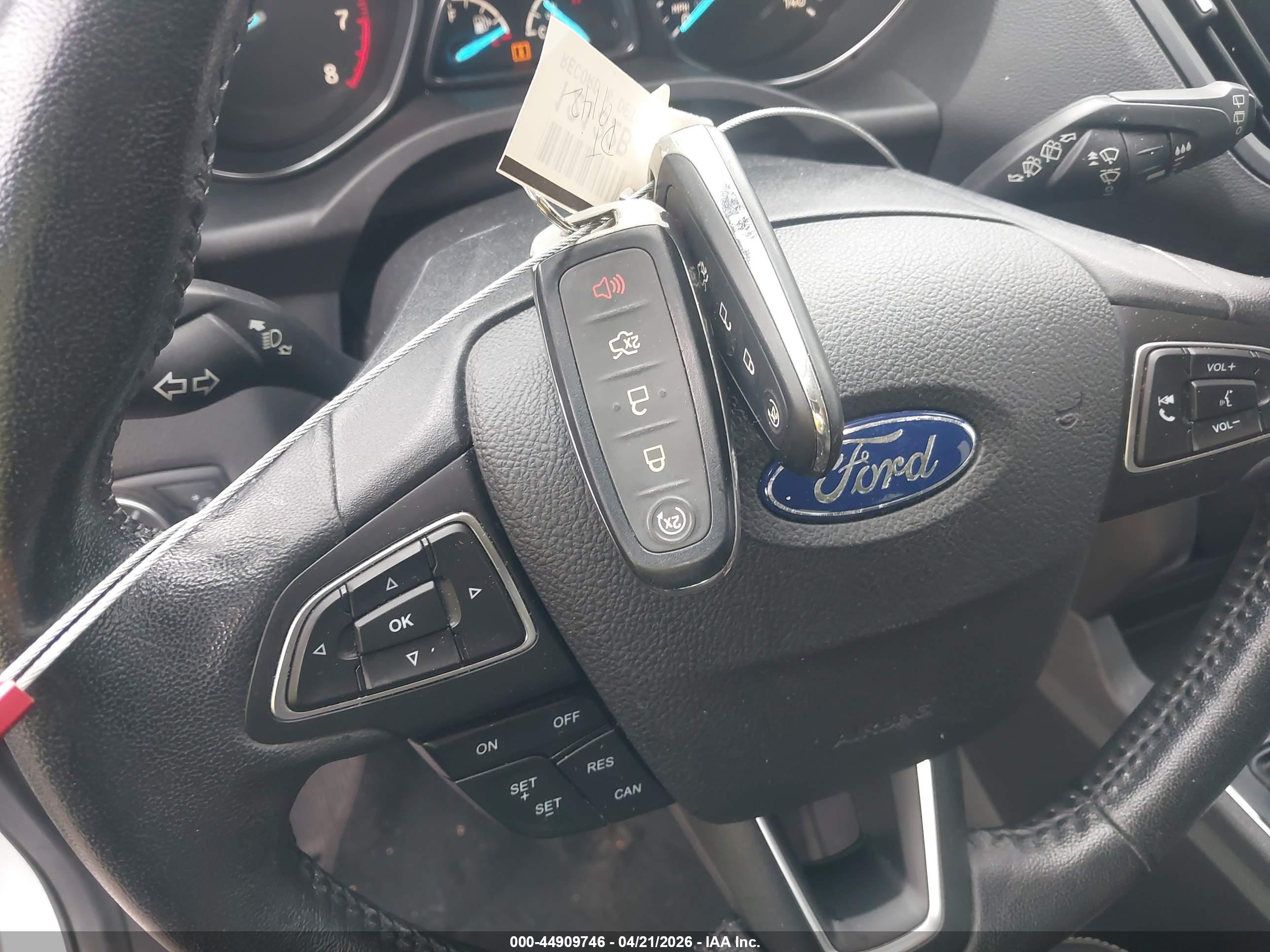 FORD ESCAPE image 11