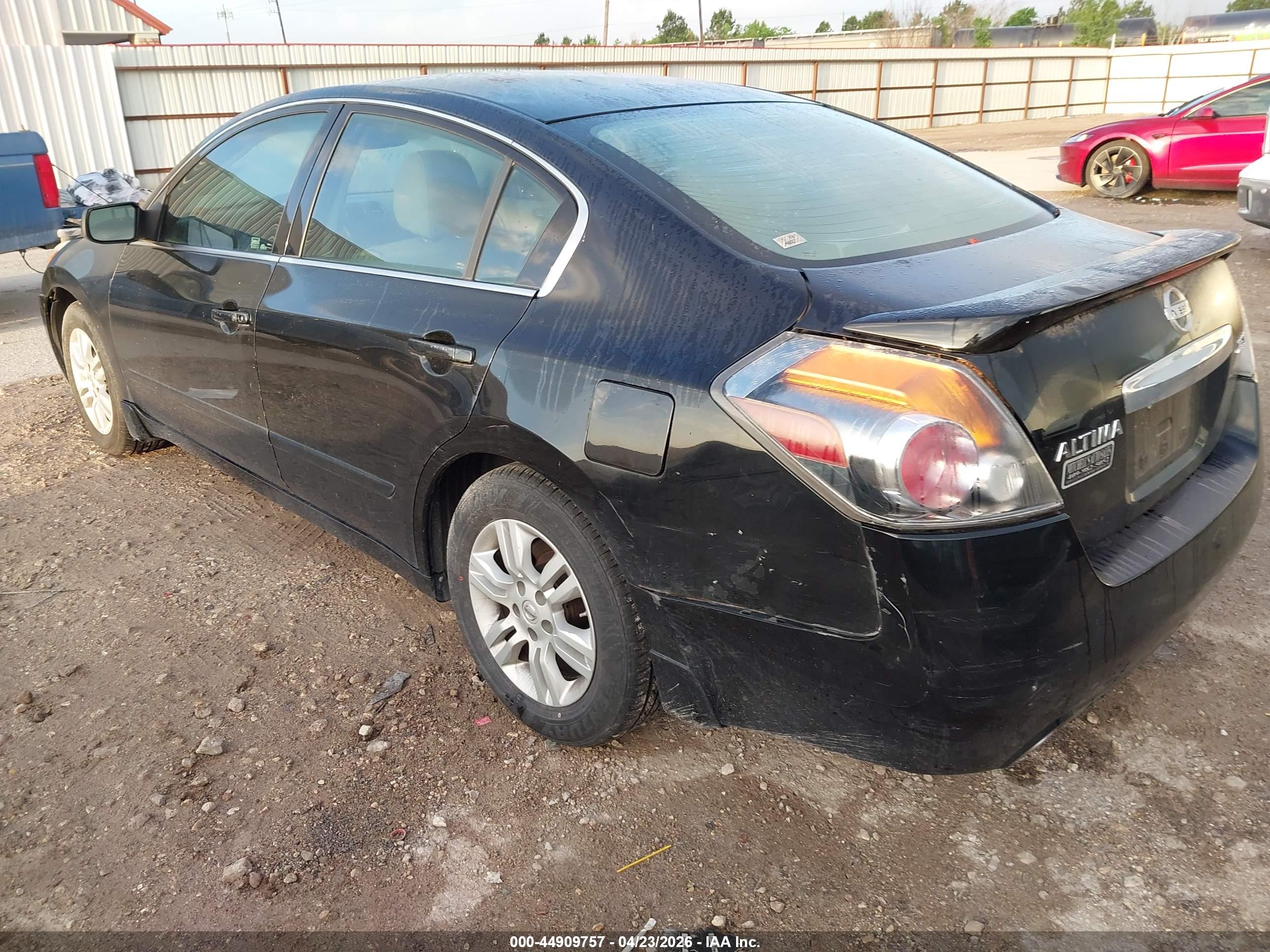 NISSAN ALTIMA image 3