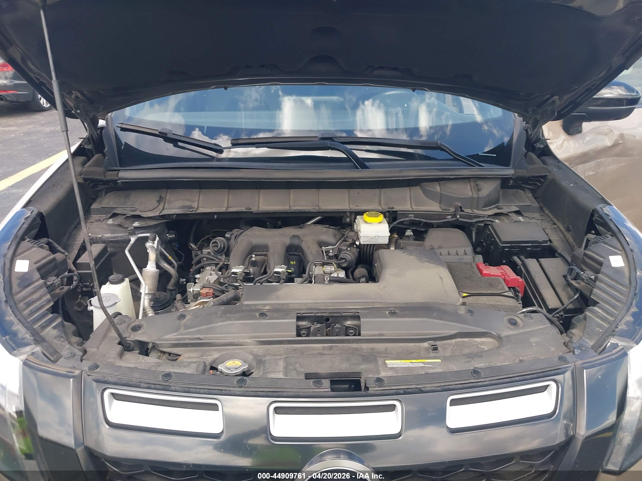NISSAN PATHFINDER image 10