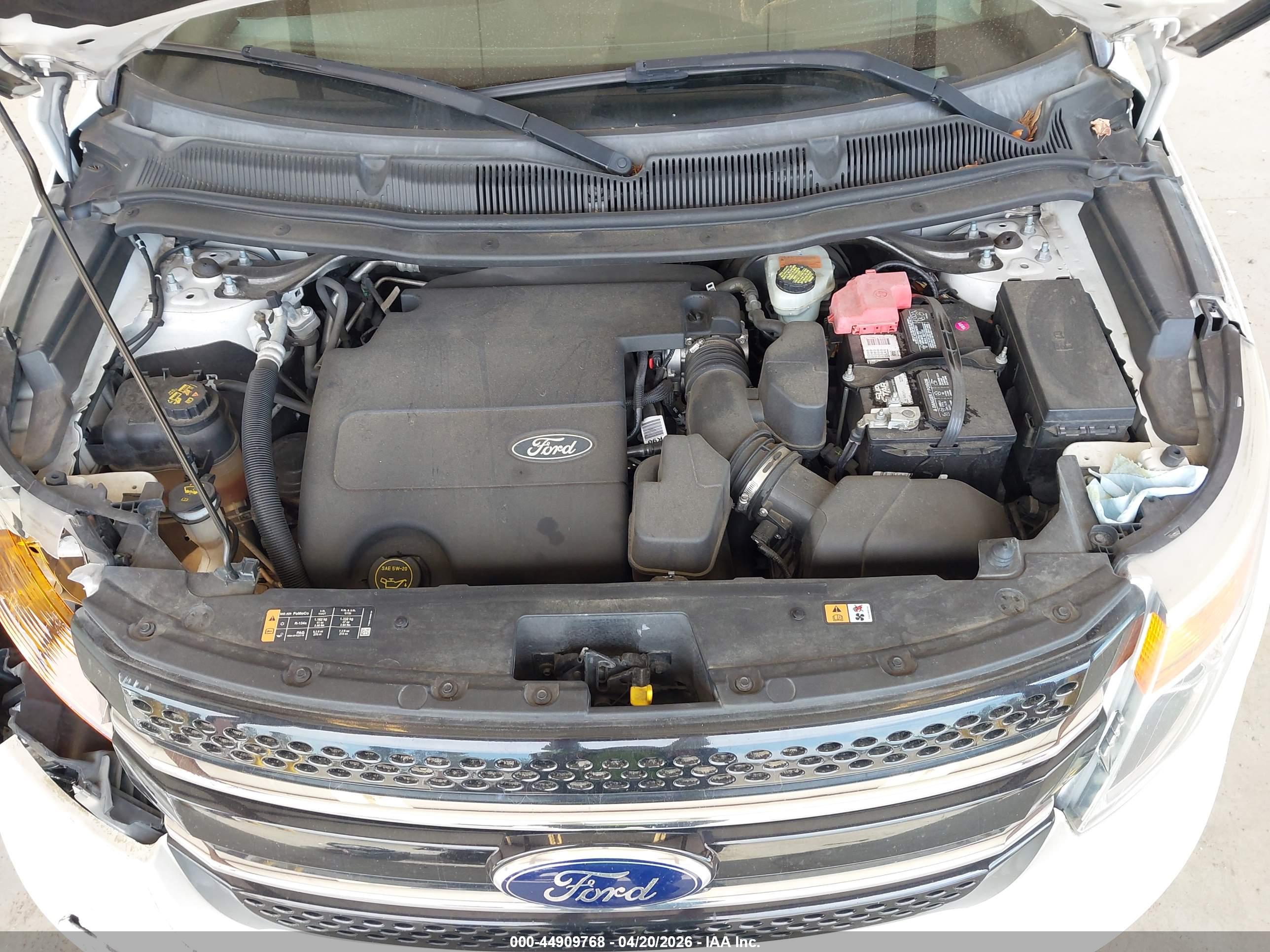 FORD EXPLORER image 10