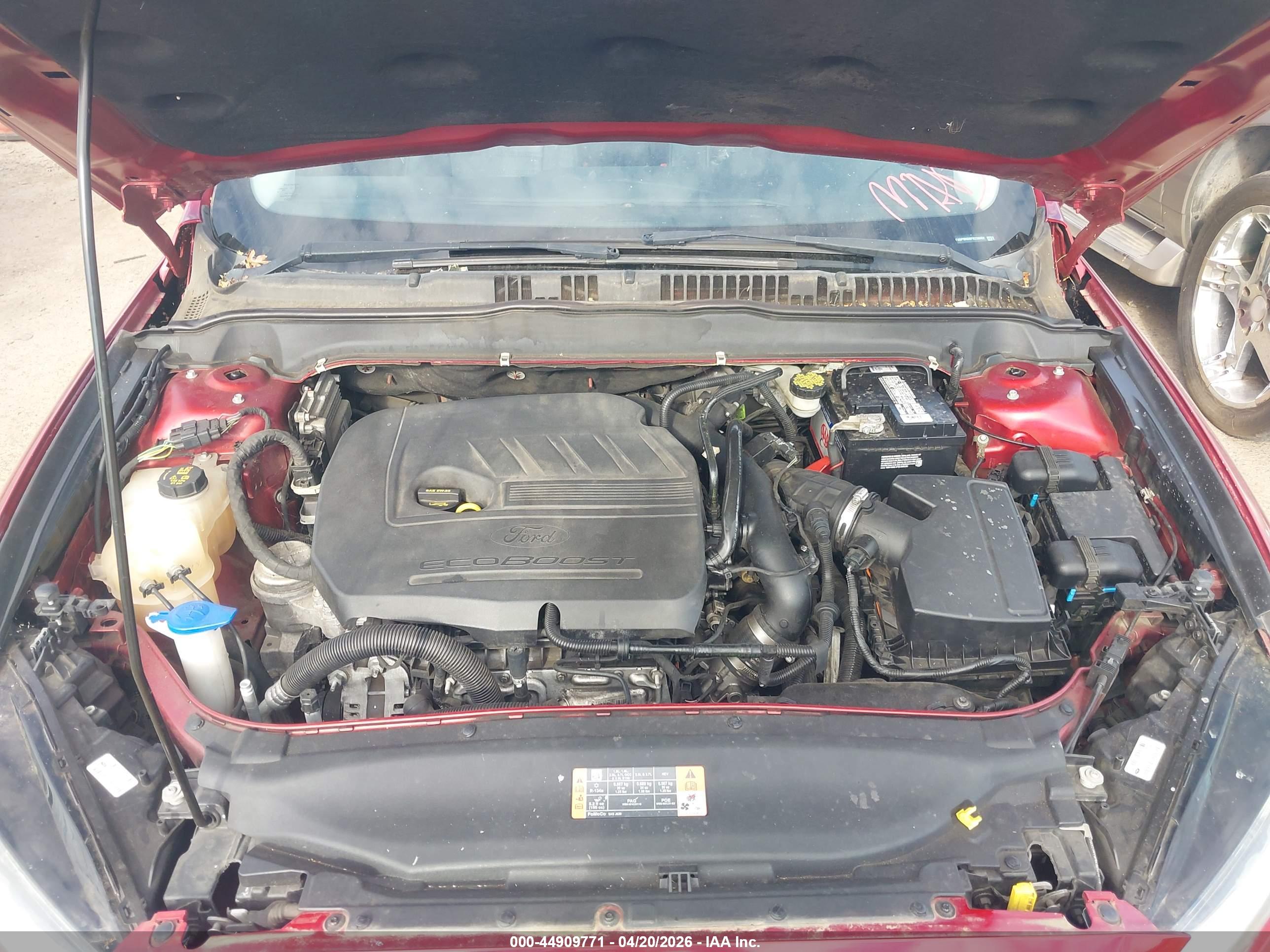 FORD FUSION image 10