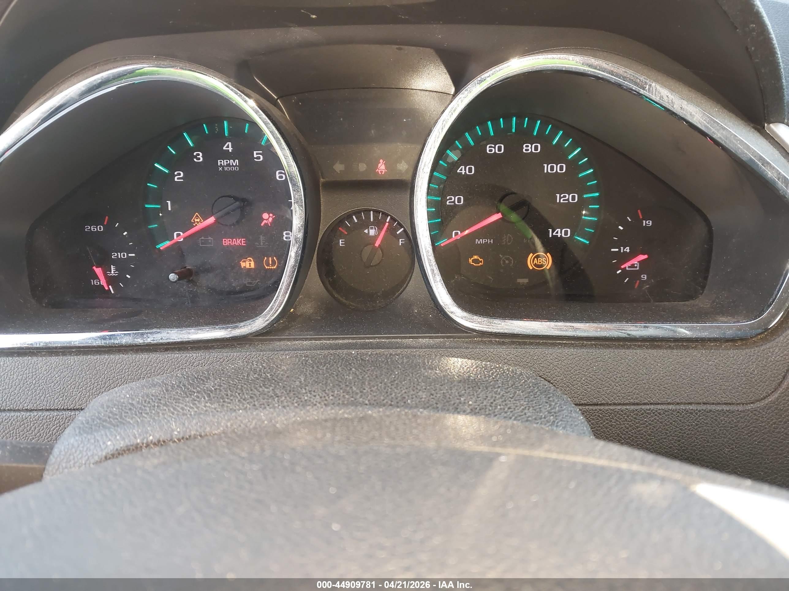 CHEVROLET TRAVERSE image 7