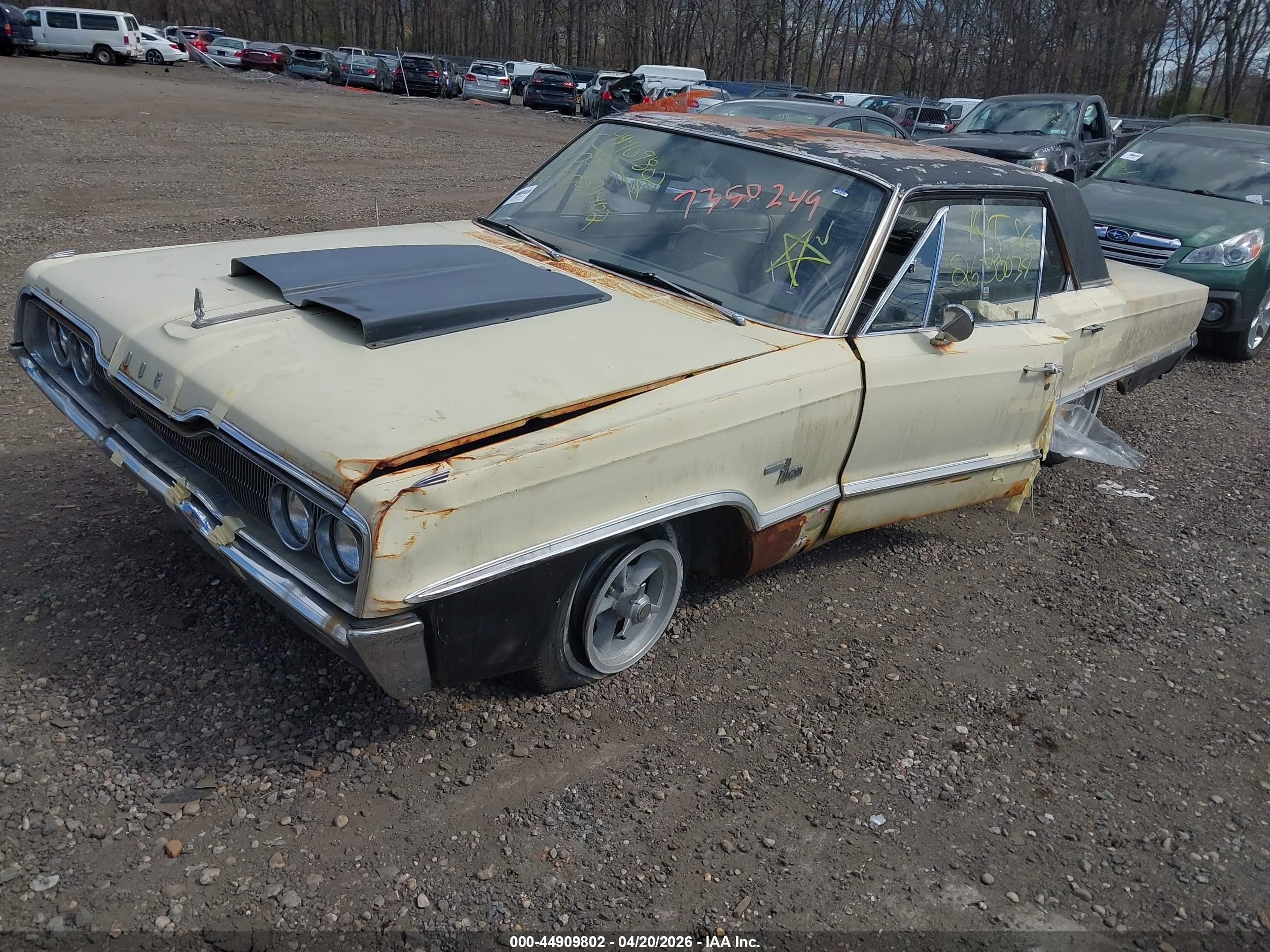 DODGE MONACO image 2