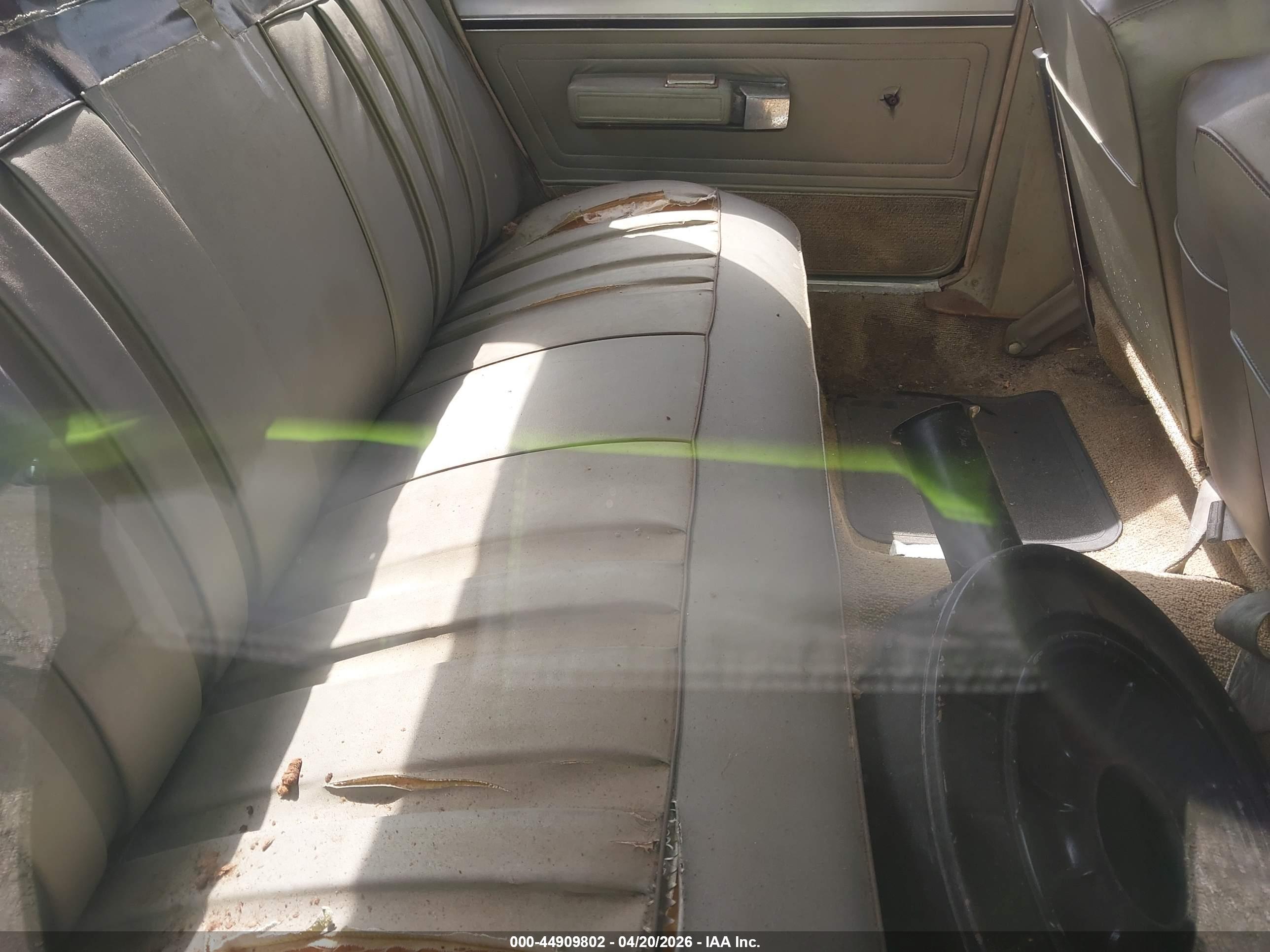 DODGE MONACO image 8
