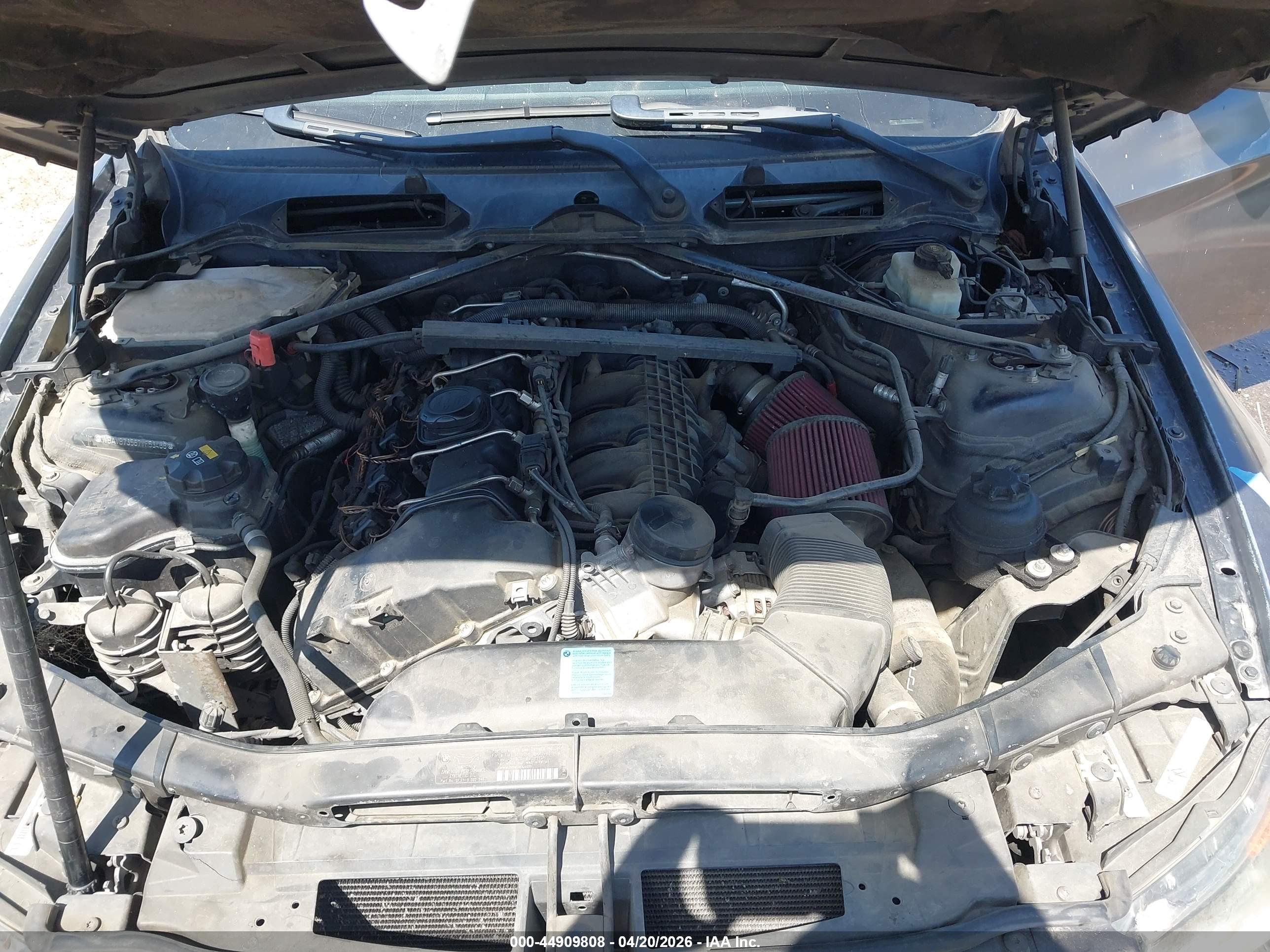BMW 335I image 10
