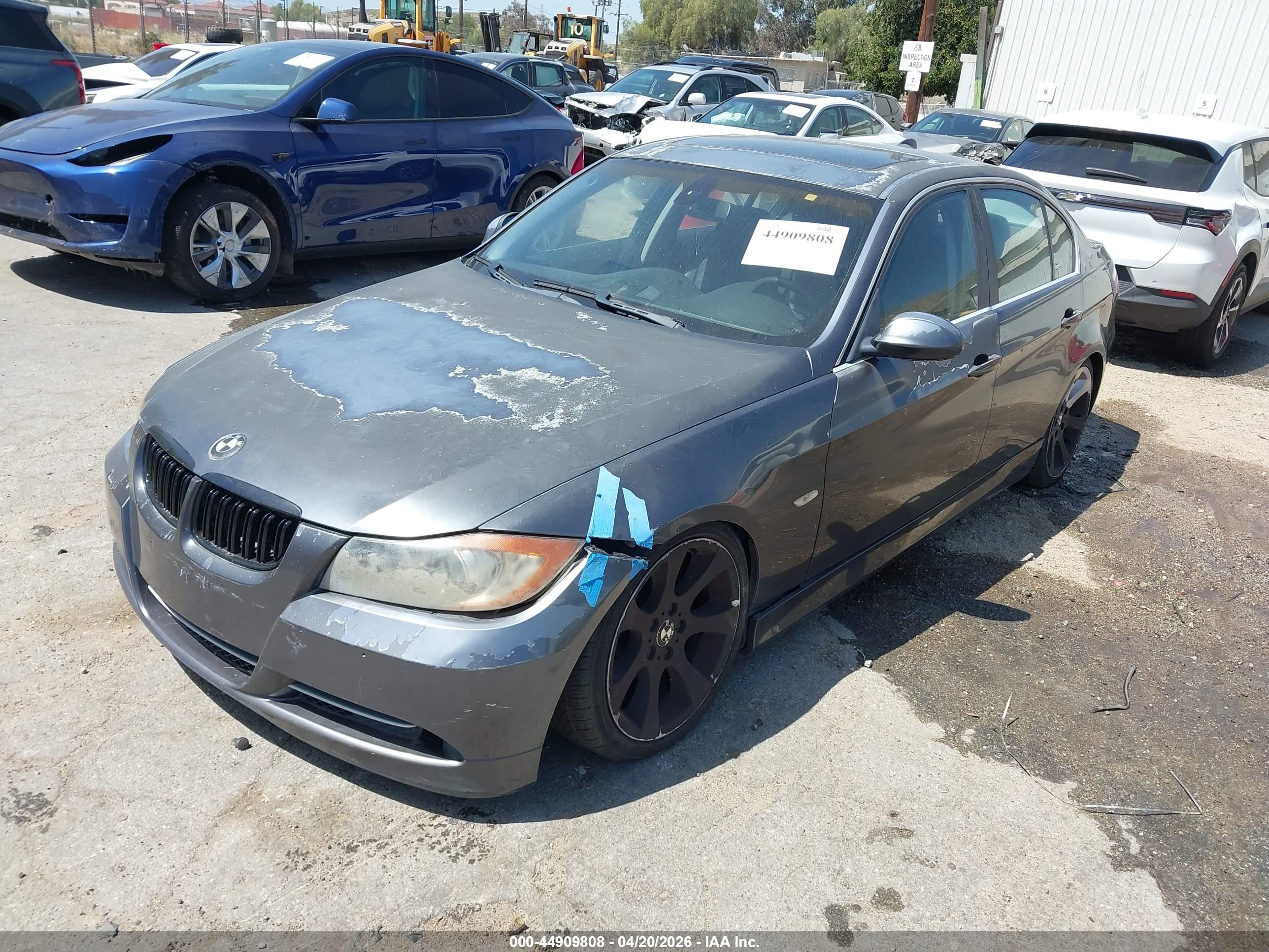 BMW 335I image 2