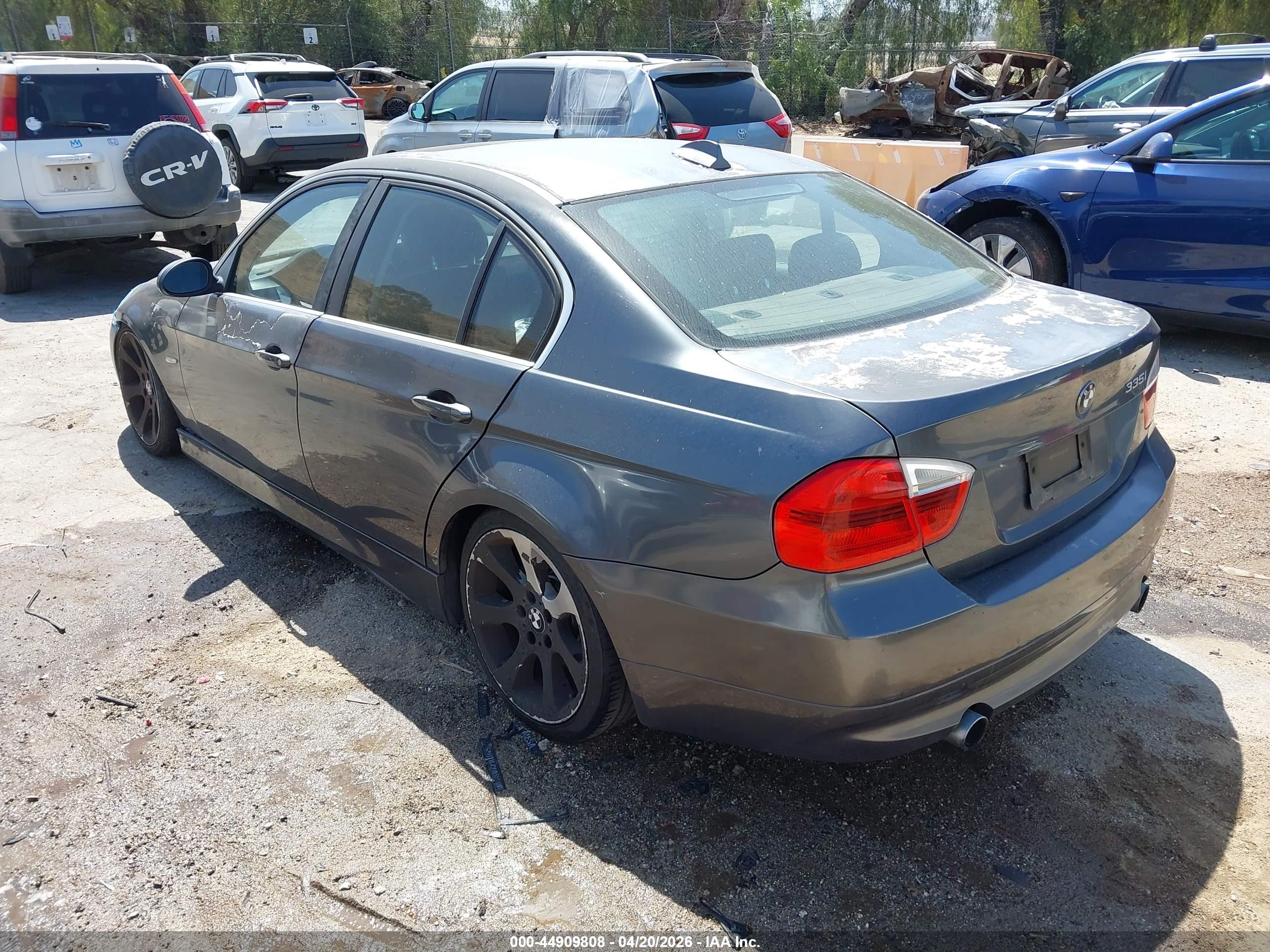 BMW 335I image 3