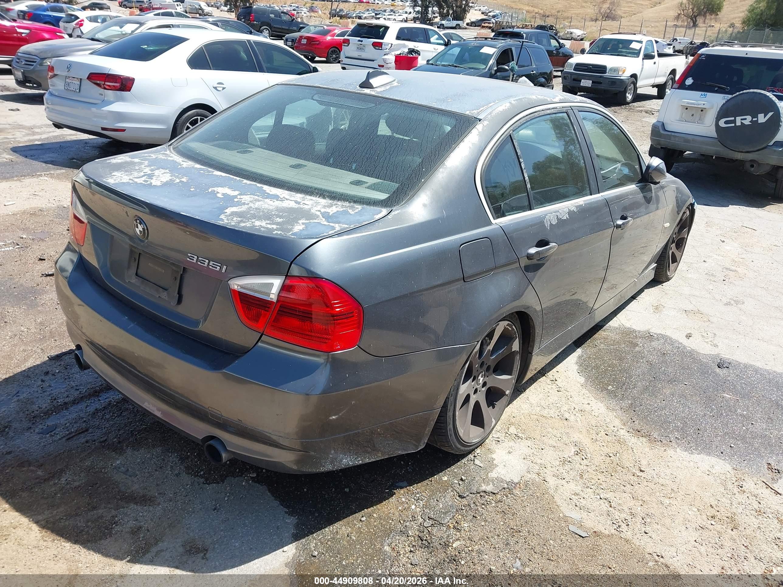 BMW 335I image 4