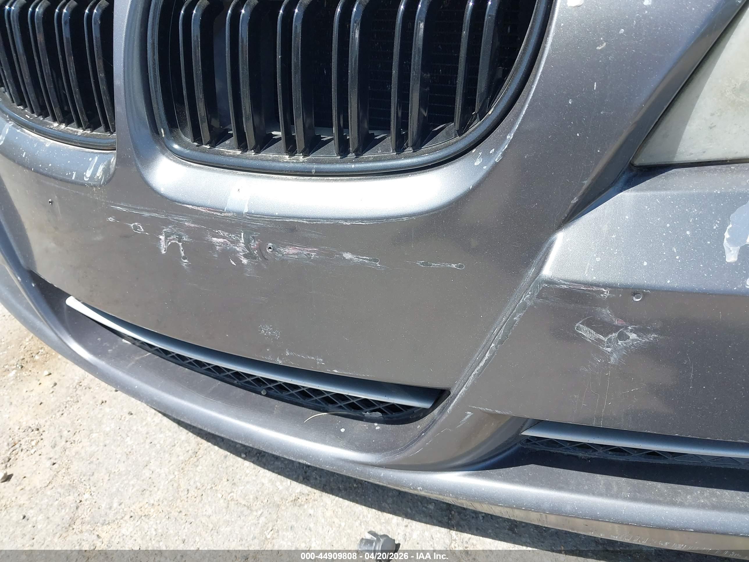 BMW 335I image 6