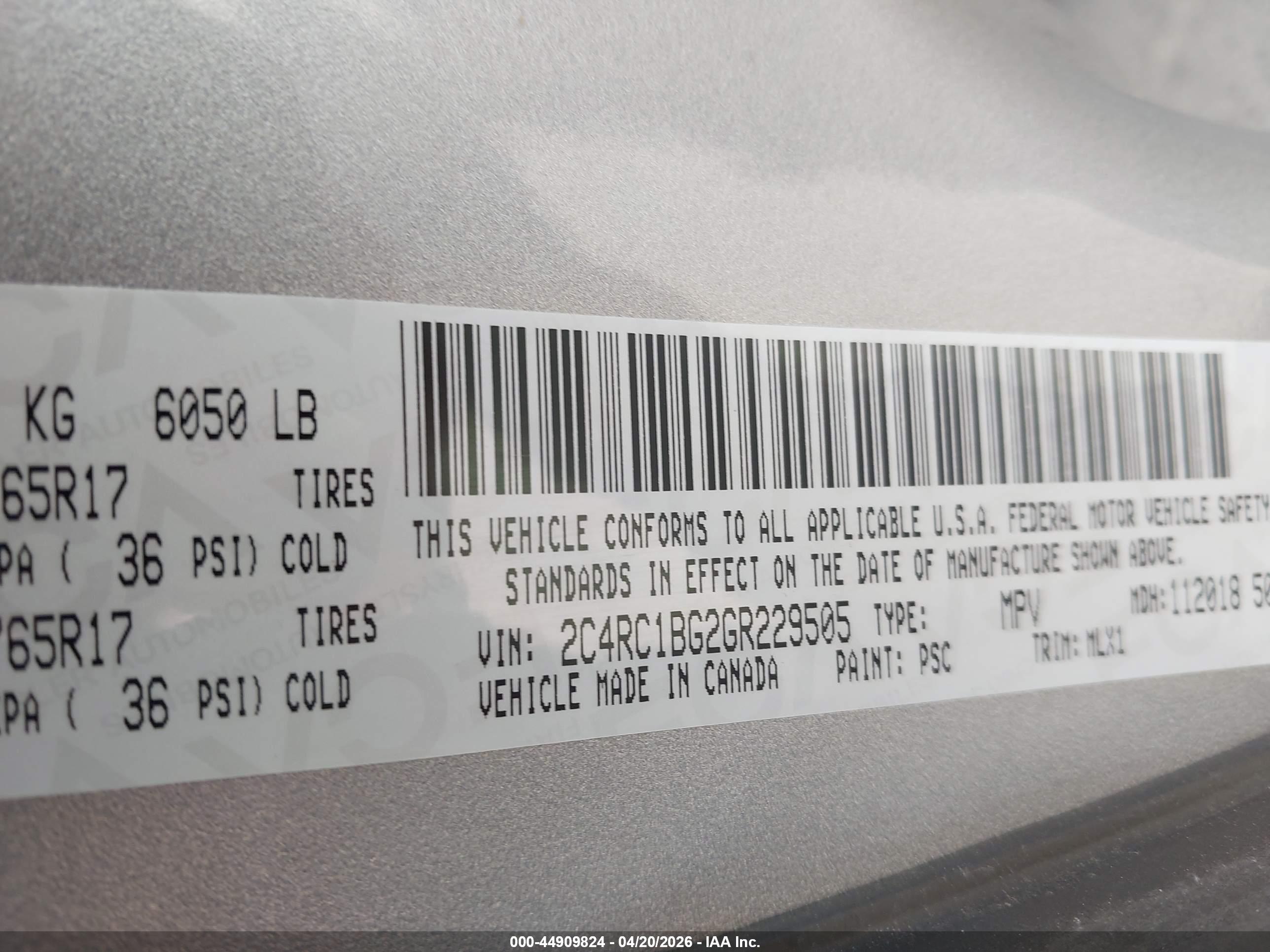 CHRYSLER TOWN image 9