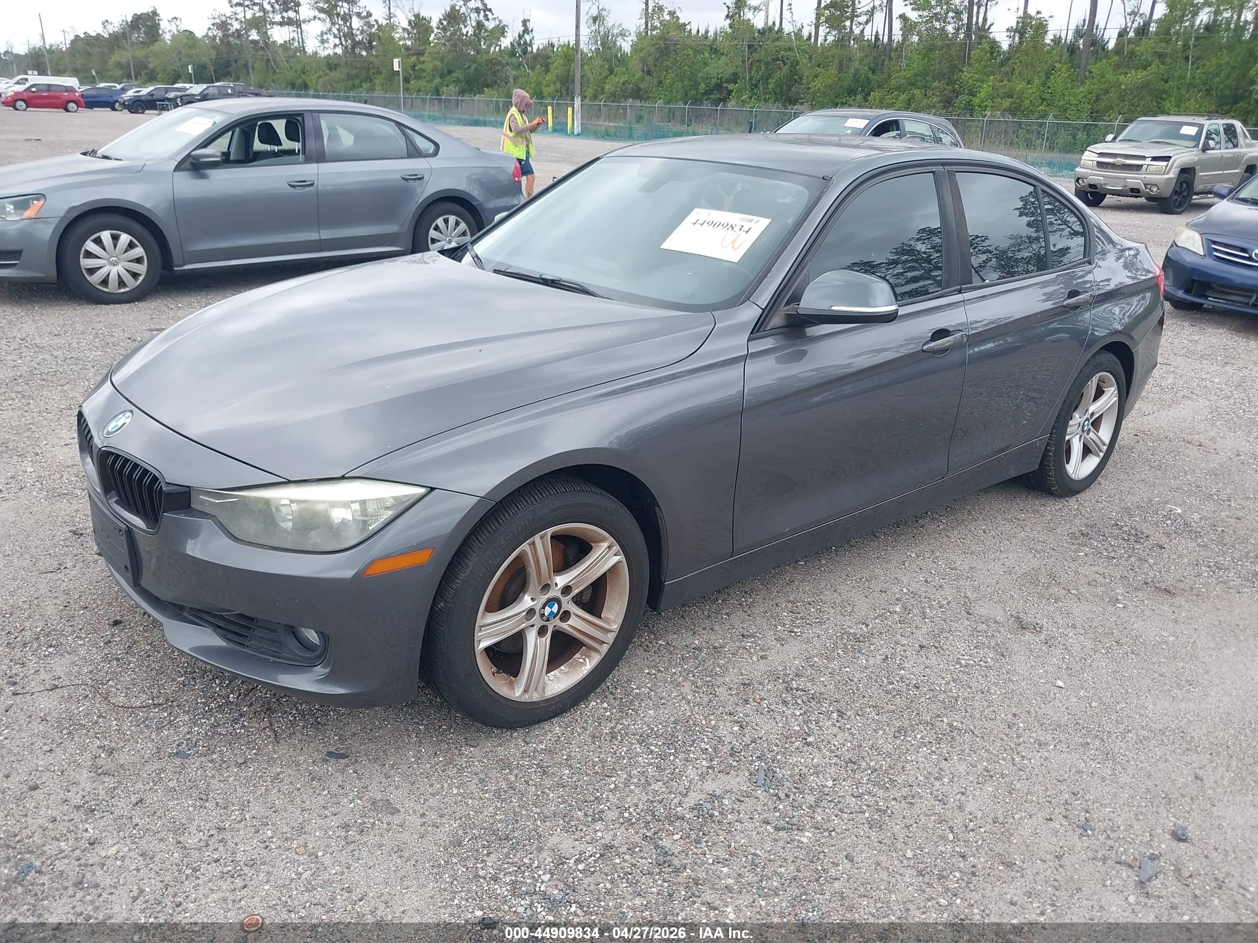 BMW 328I image 2