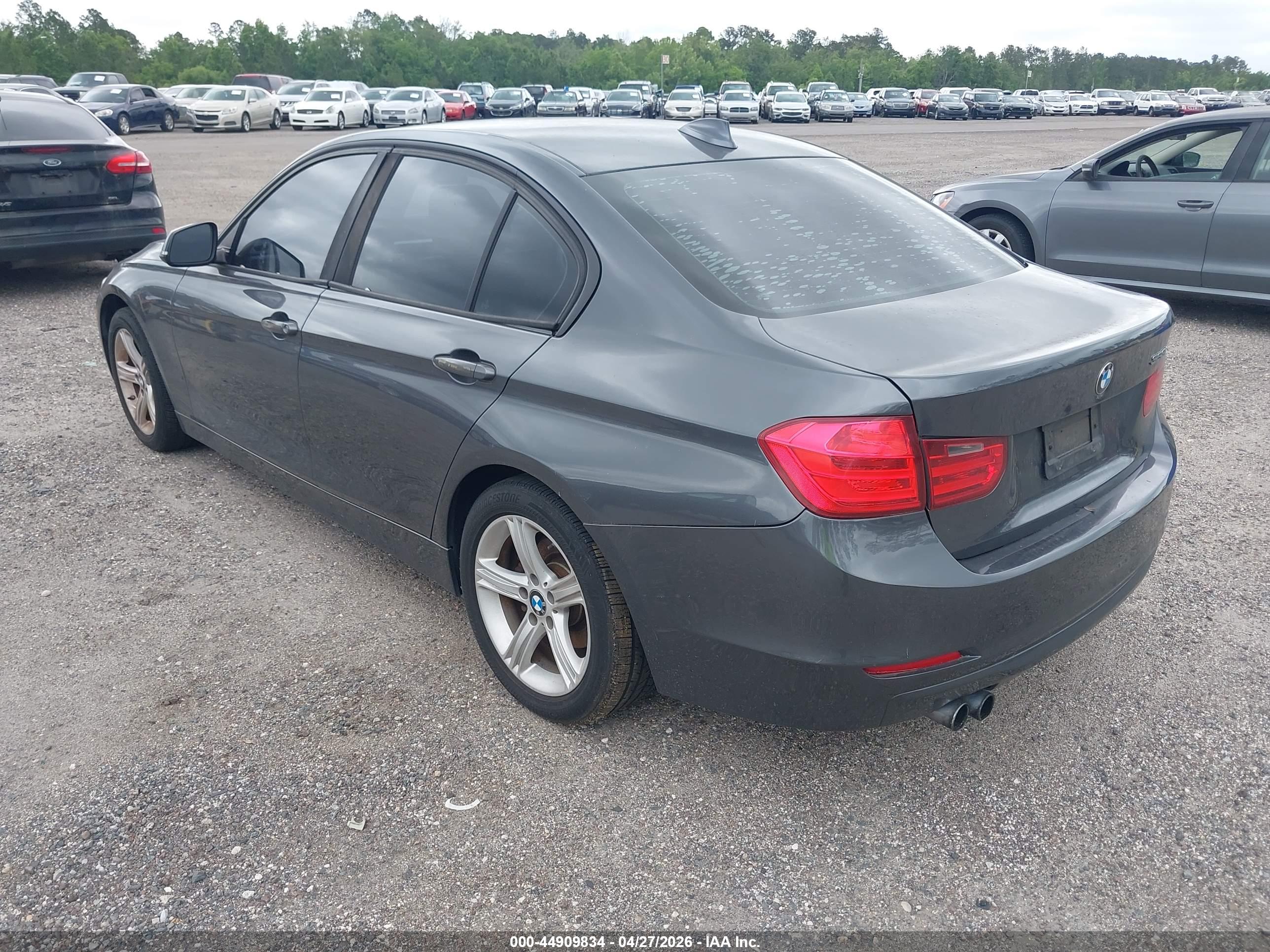 BMW 328I image 3