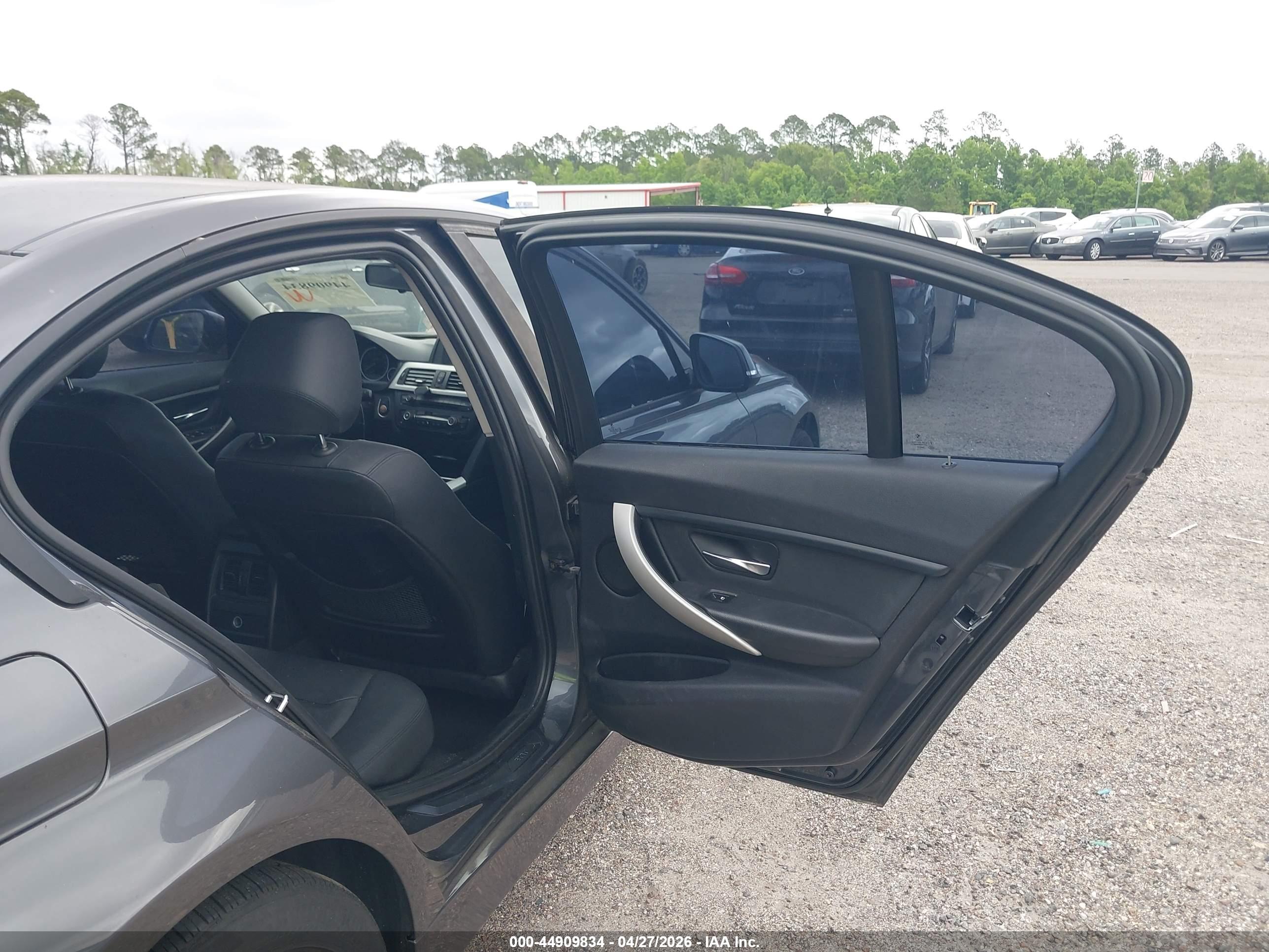 BMW 328I image 8