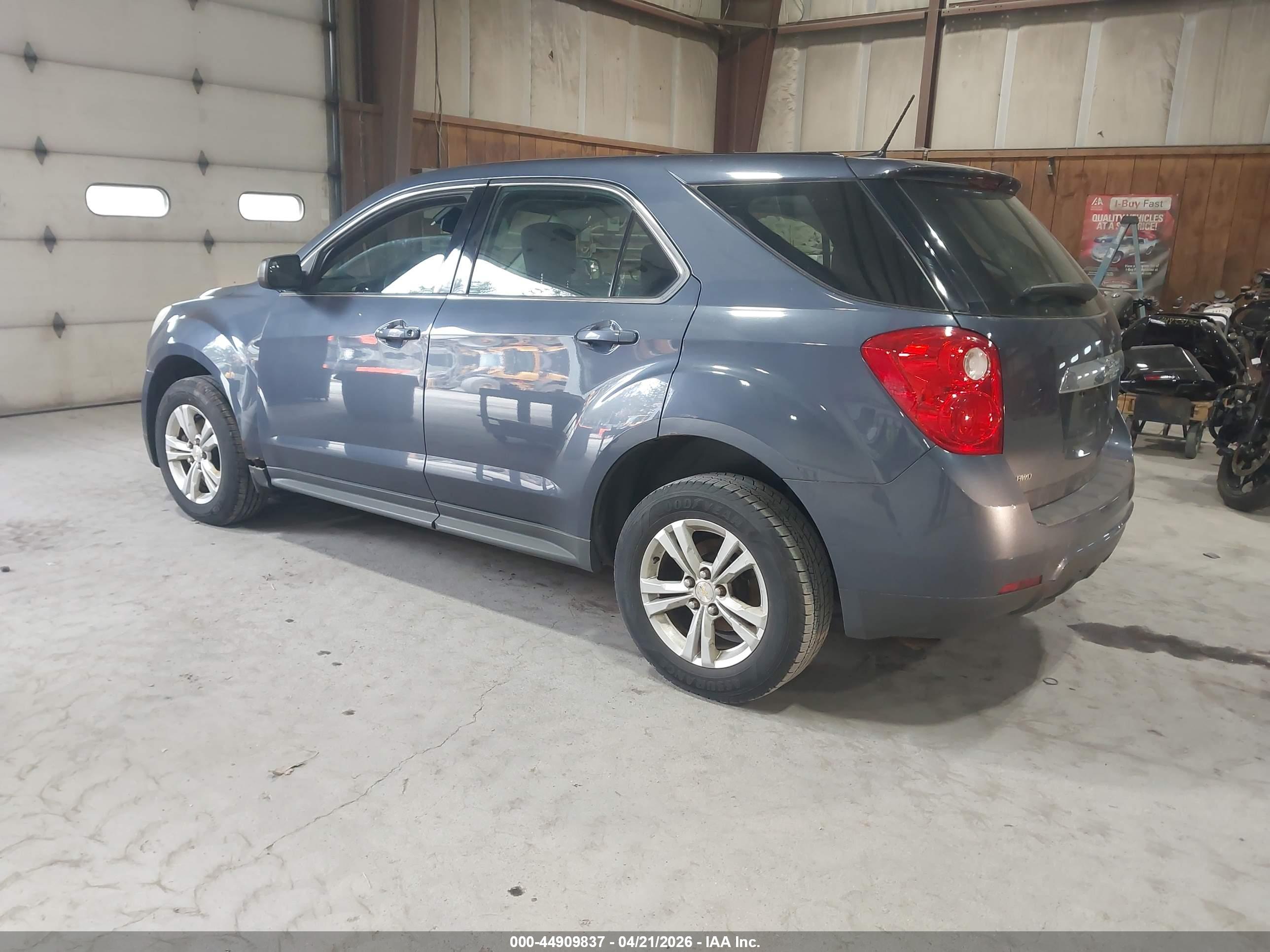 CHEVROLET EQUINOX image 3
