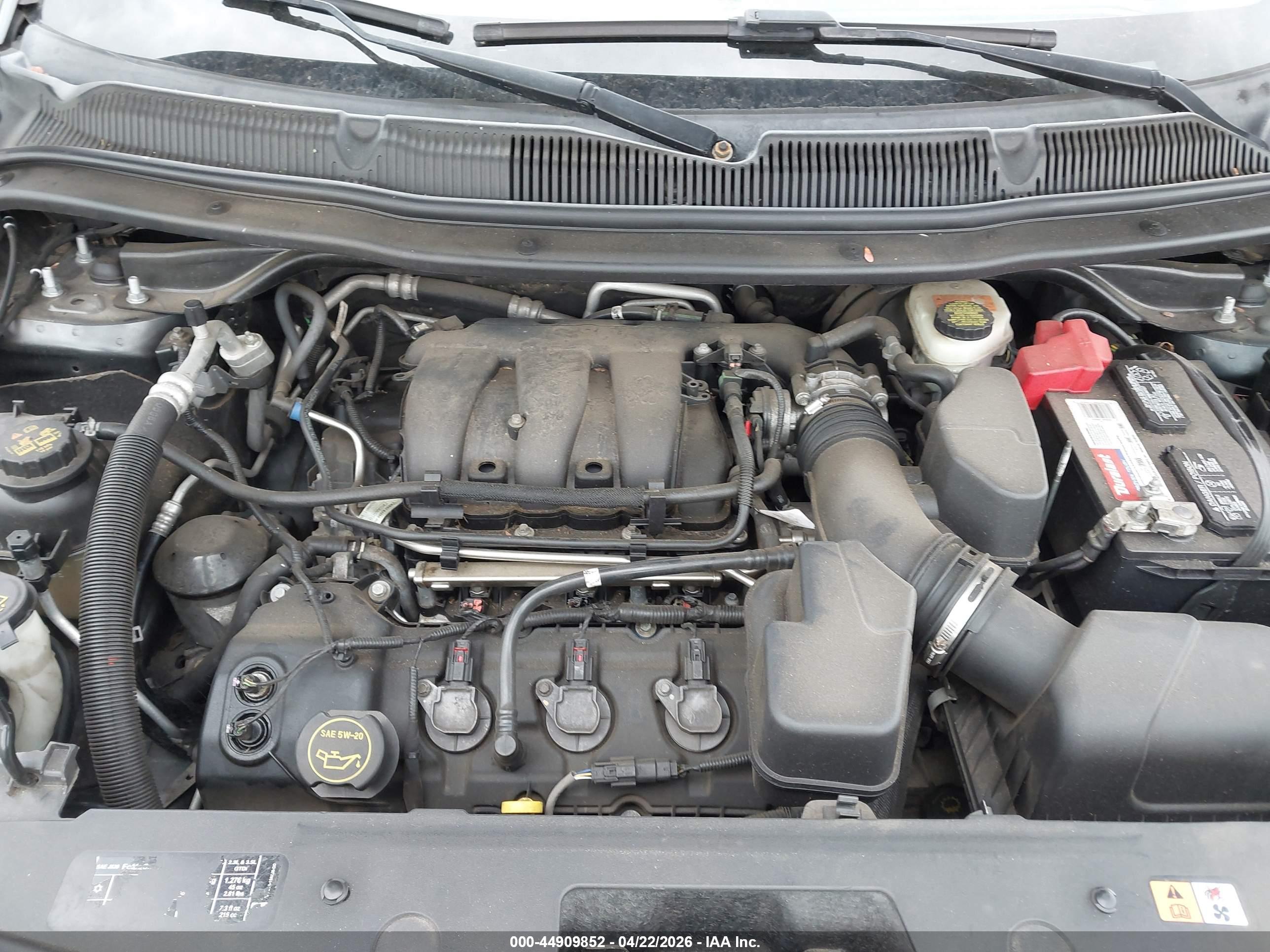 FORD EXPLORER image 10