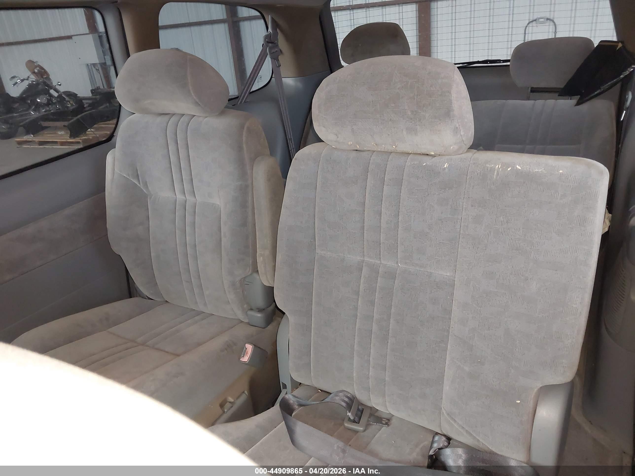 TOYOTA SIENNA image 8