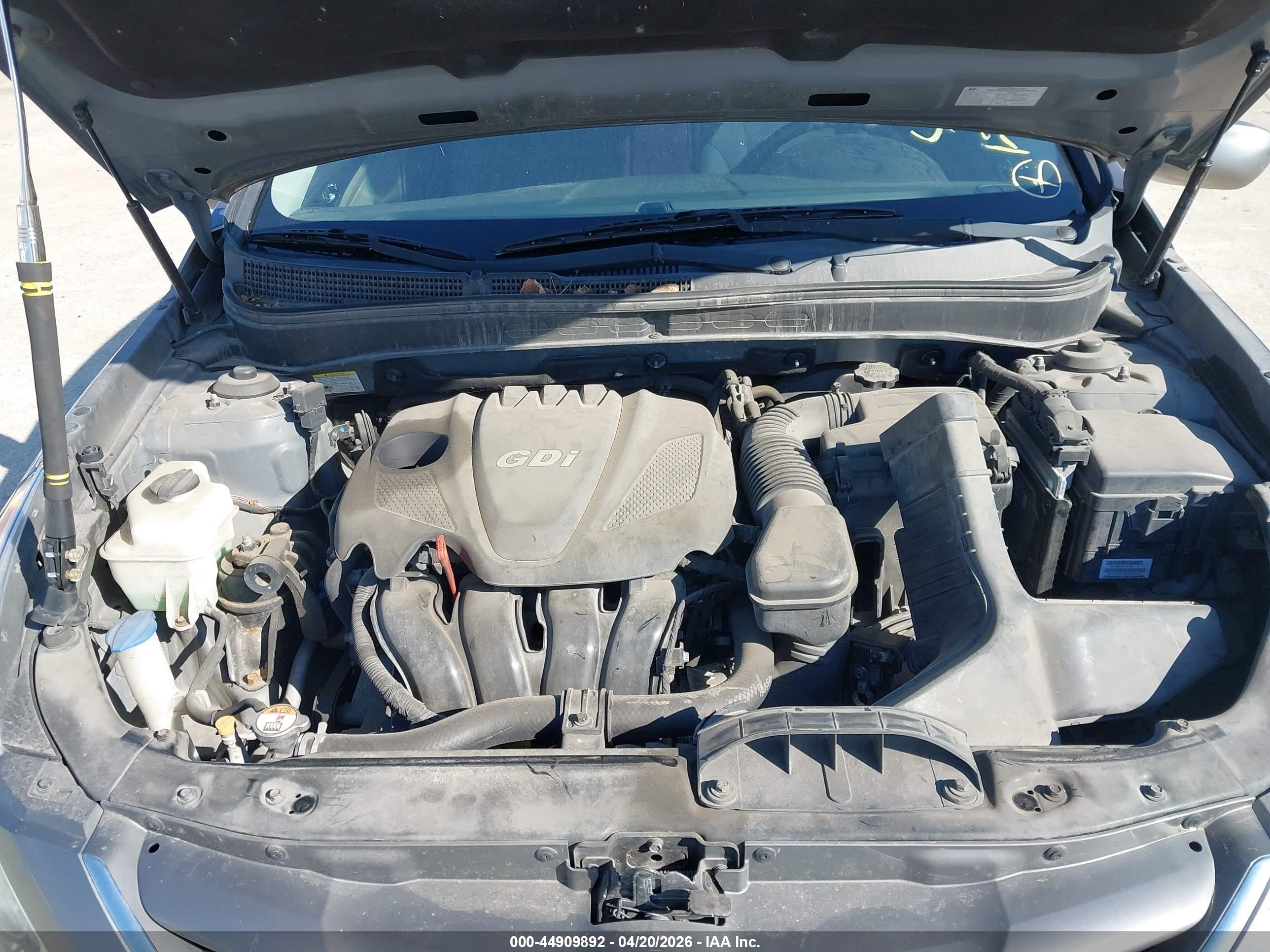 HYUNDAI SONATA image 10
